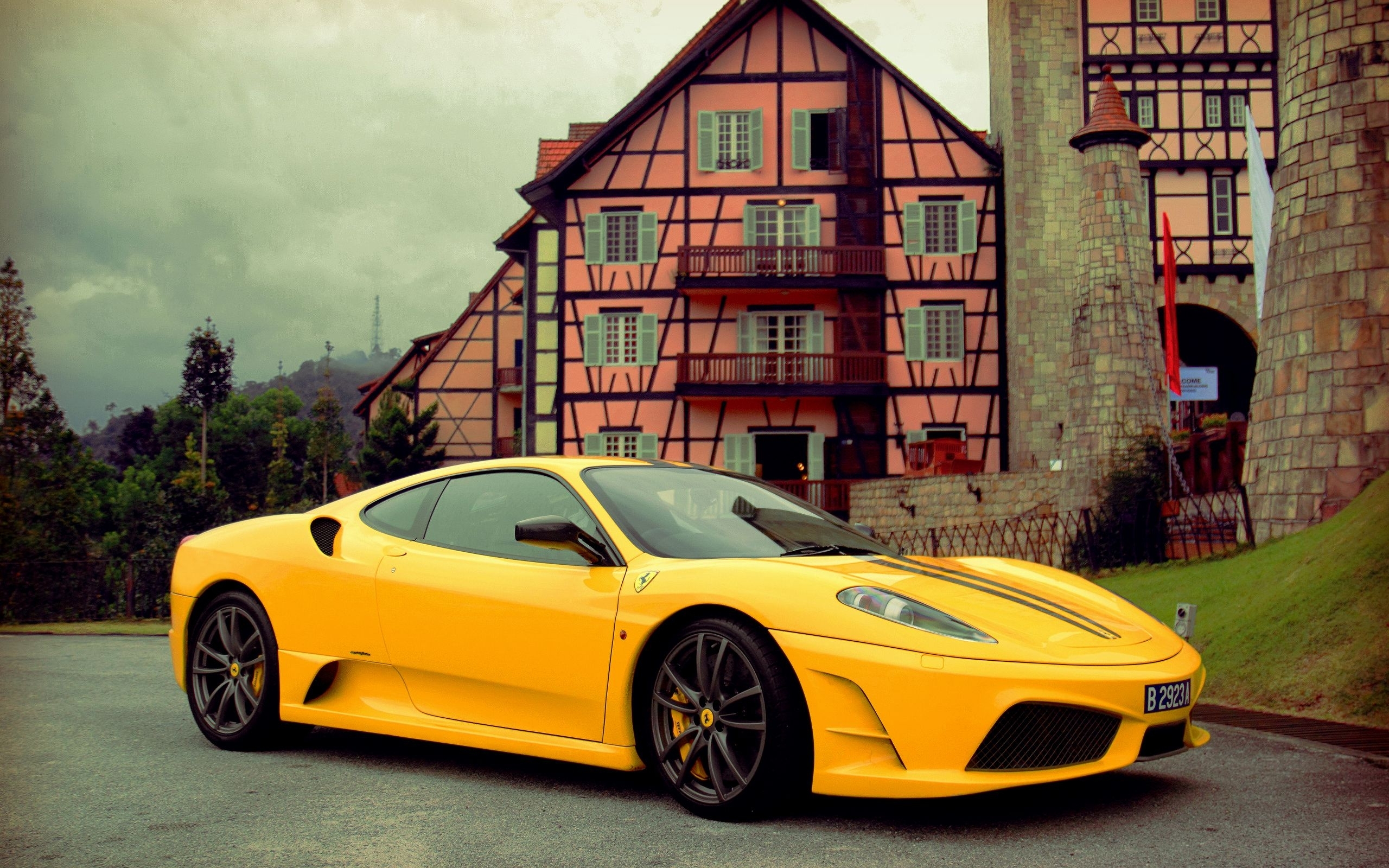 Los mejores fondos de pantalla de Escuderia Ferrari para la pantalla del teléfono