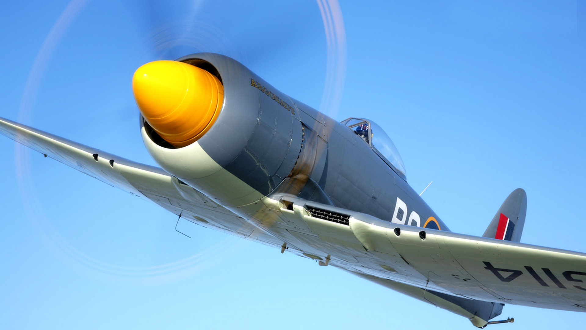 Завантажити шпалери Hawker Sea Fury на телефон безкоштовно