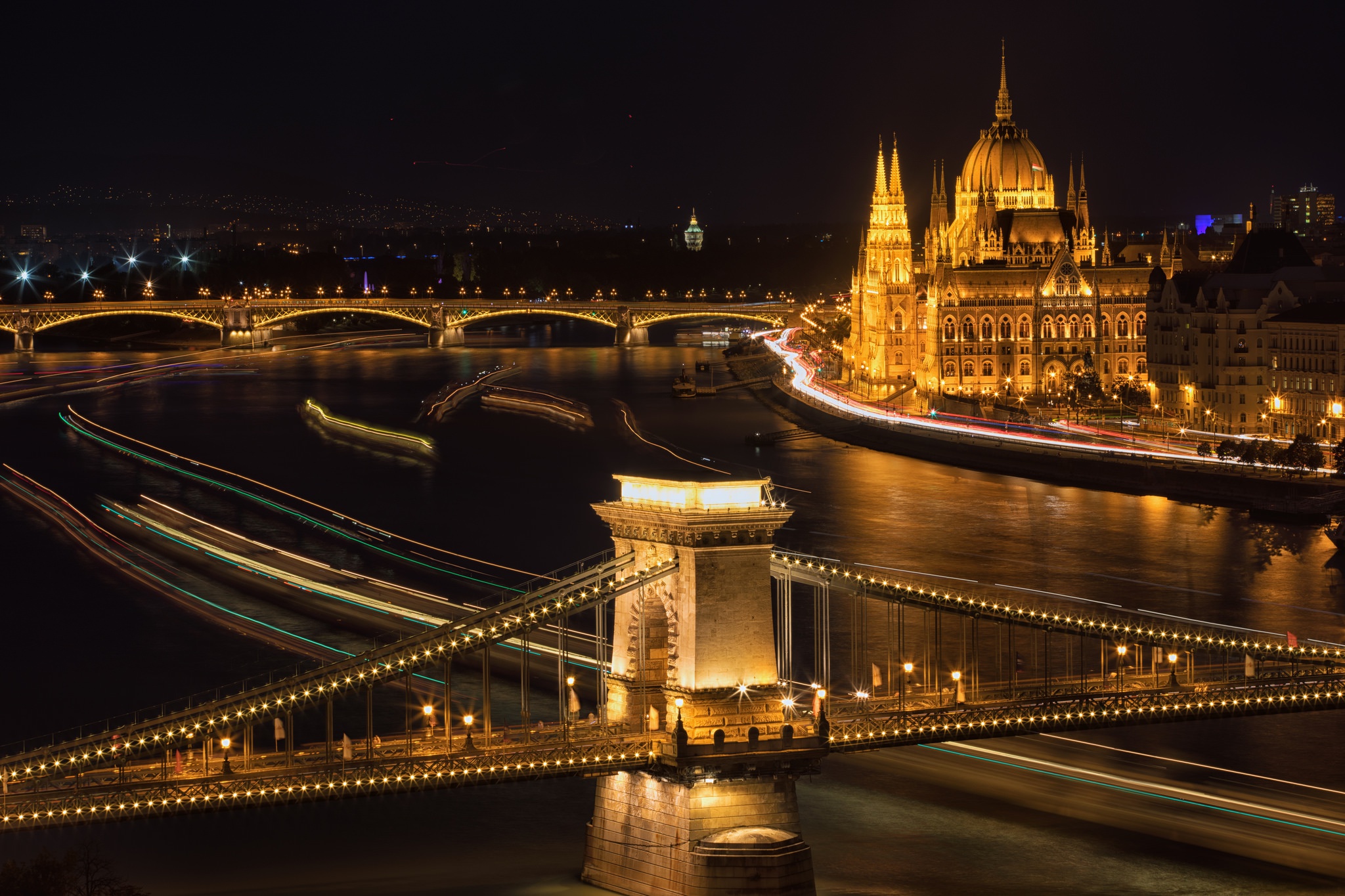 Laden Sie das Städte, Fluss, Ungarn, Budapest, Nacht, Menschengemacht, Kettenbrücke, Margaretenbrücke-Bild kostenlos auf Ihren PC-Desktop herunter