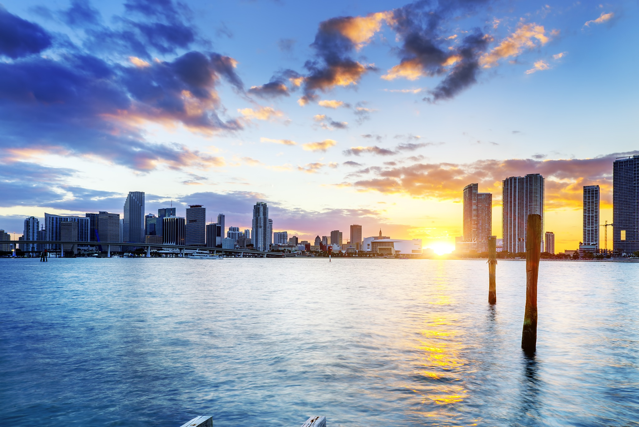 Free download wallpaper Cities, Sunset, Usa, City, Skyscraper, Building, Miami, Florida, Man Made on your PC desktop
