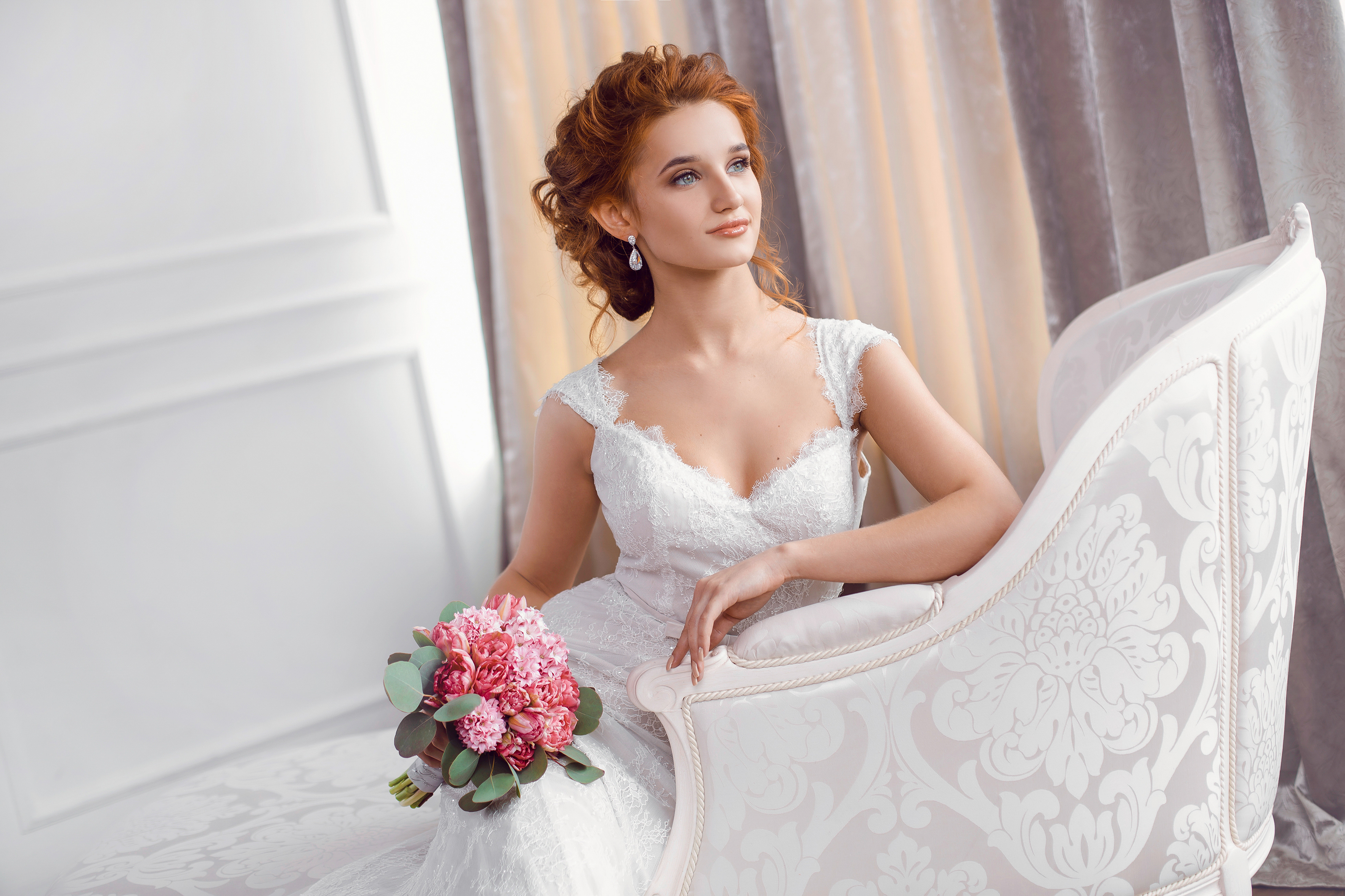 Download mobile wallpaper Bouquet, Redhead, Bride, Model, Women, Blue Eyes, Wedding Dress, White Dress for free.