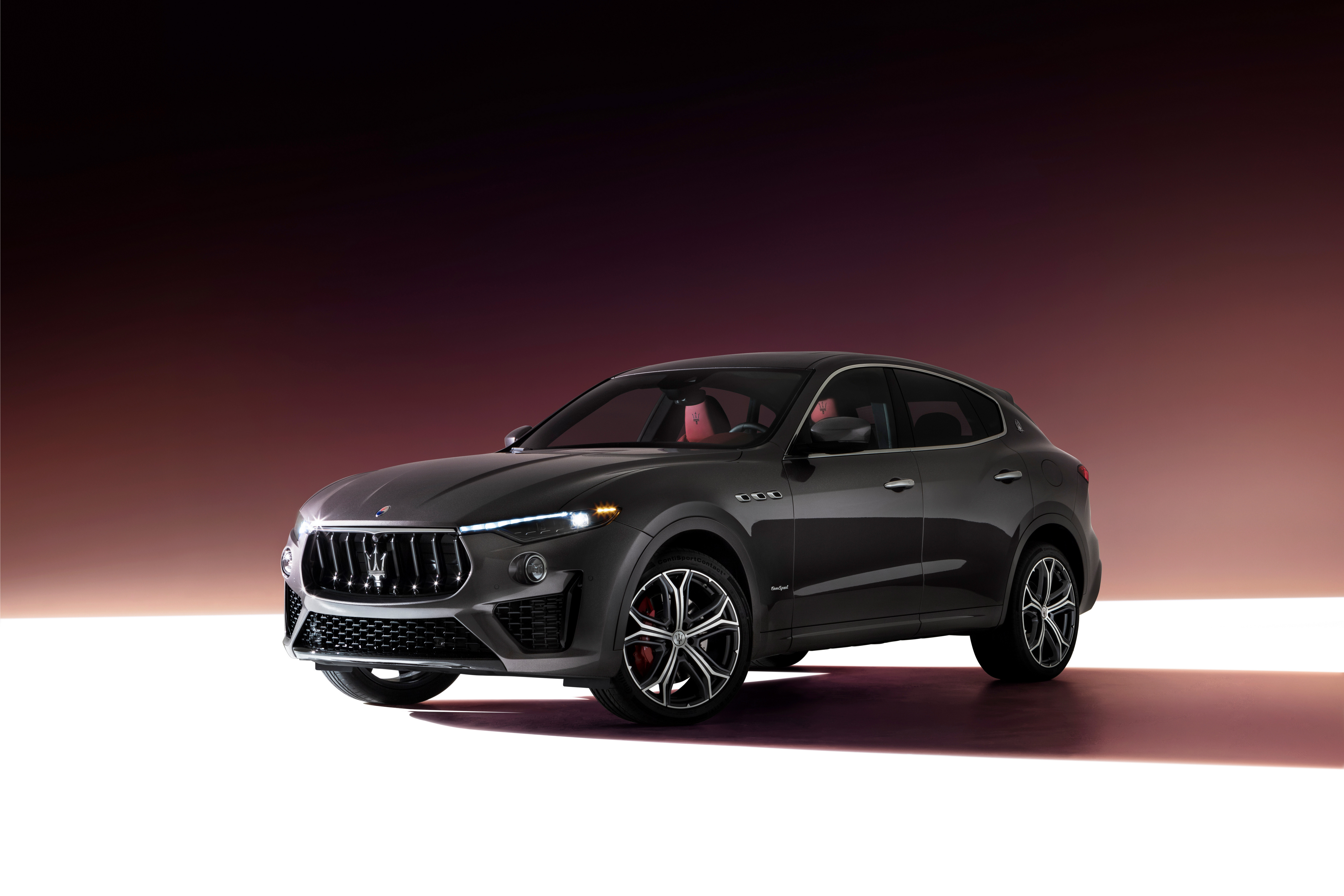 Laden Sie das Maserati, Autos, Geländewagen, Maserati Levante, Fahrzeuge, Silbernes Auto-Bild kostenlos auf Ihren PC-Desktop herunter