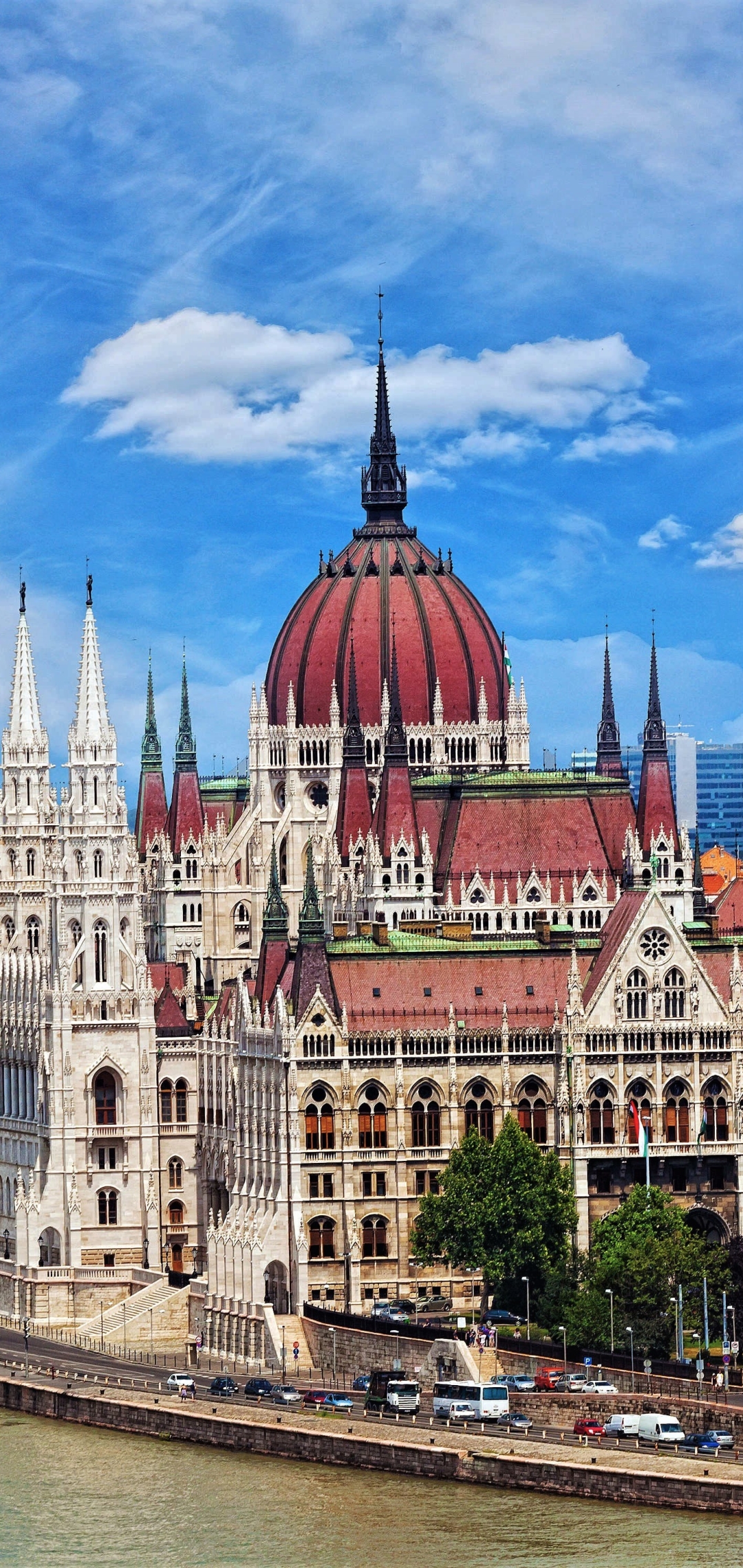 Скачать картинку Города, Венгрия, Будапешт, Сделано Человеком в телефон бесплатно.