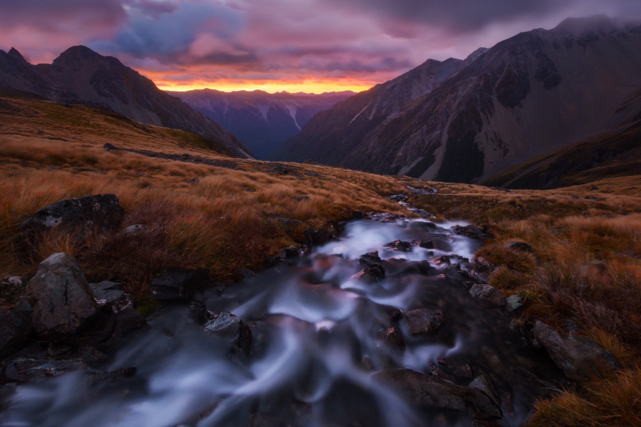 Handy-Wallpaper Landschaft, Natur, Gebirge, Strom, Erde/natur kostenlos herunterladen.