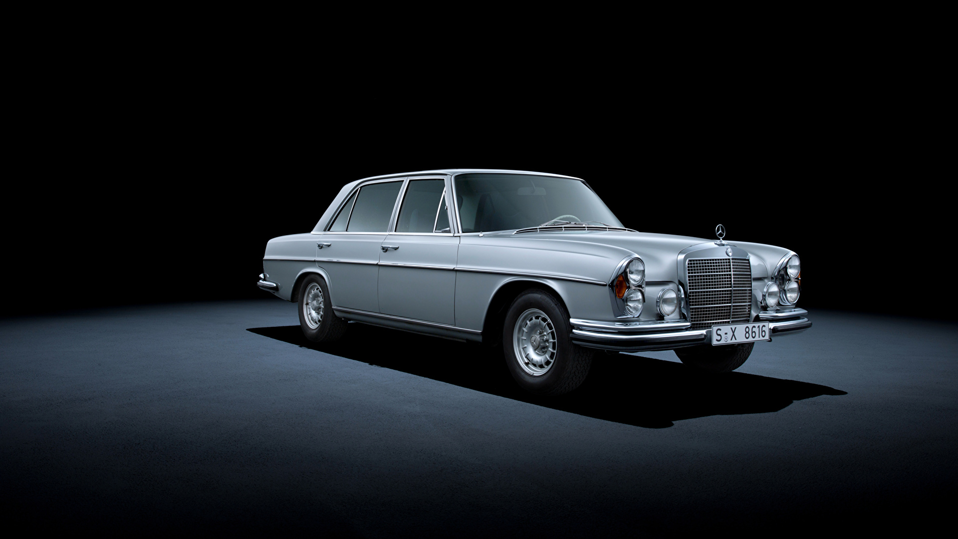 Laden Sie Mercedes Benz W108 HD-Desktop-Hintergründe herunter