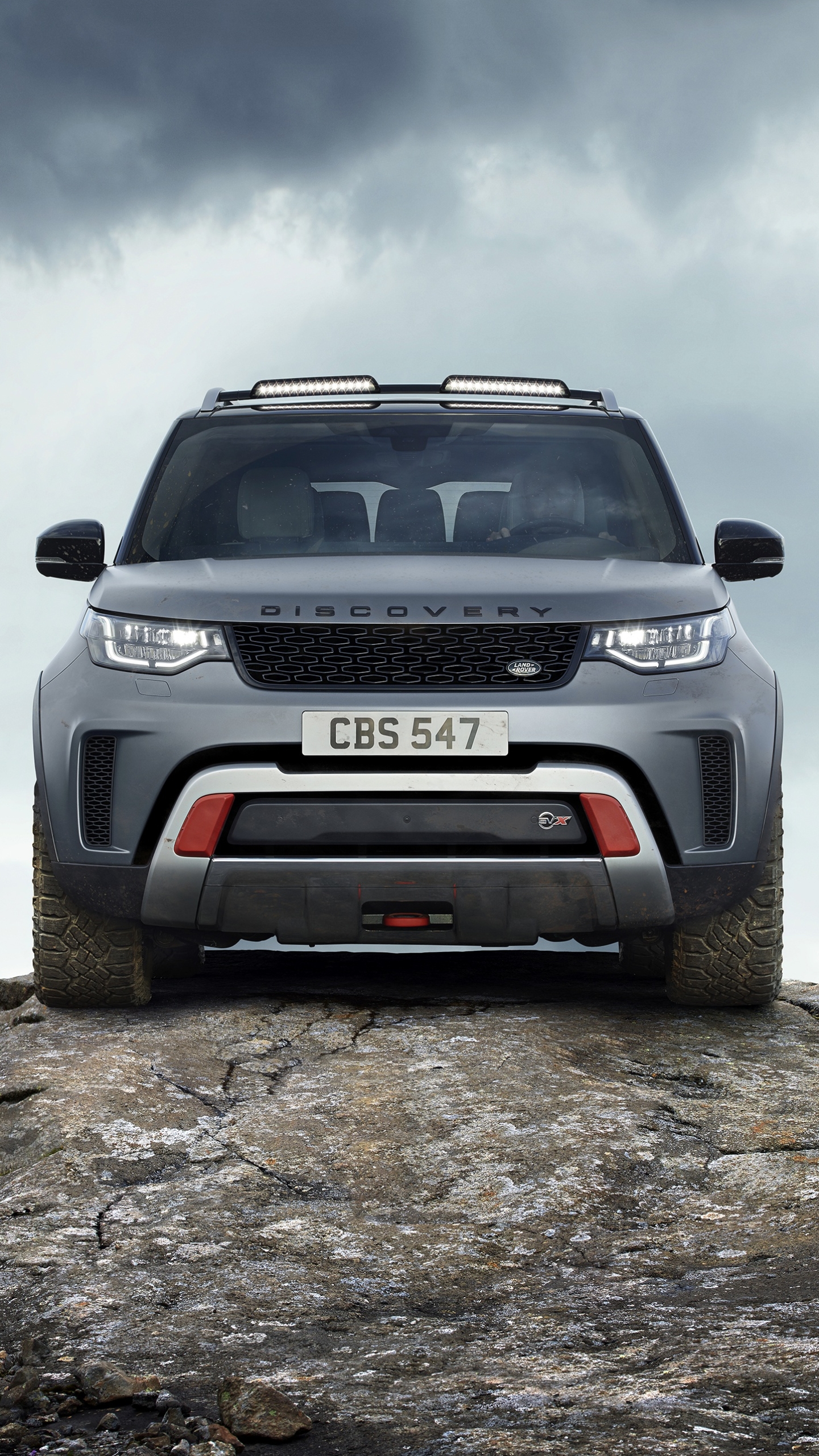 Скачати мобільні шпалери Автомобіль, Позашляховик, Land Rover, Транспортний Засіб, Транспортні Засоби, Срібний Автомобіль, Land Rover Discovery Sport безкоштовно.