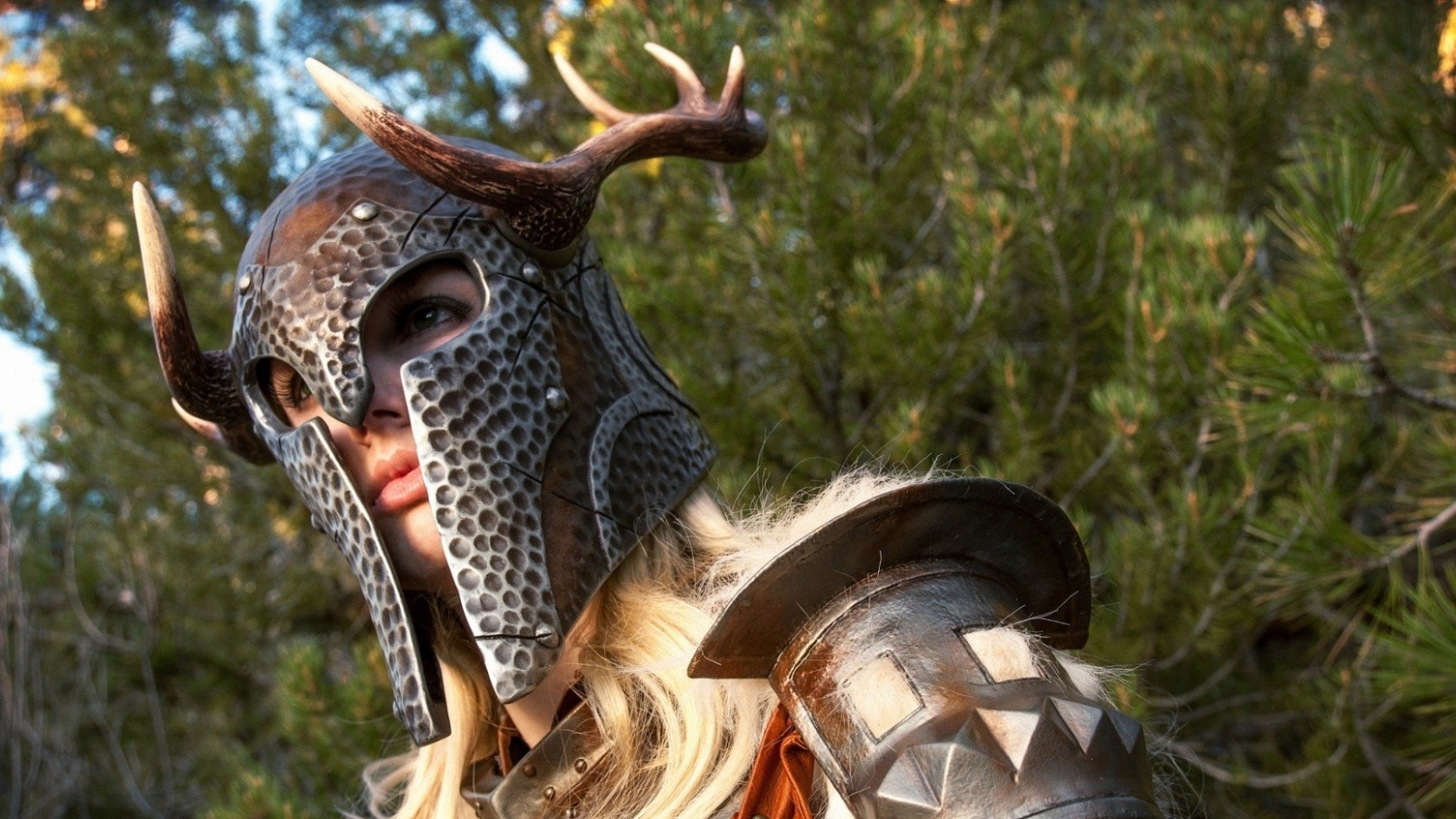 Descarga gratuita de fondo de pantalla para móvil de Mujeres, Cosplay, Skyrim.