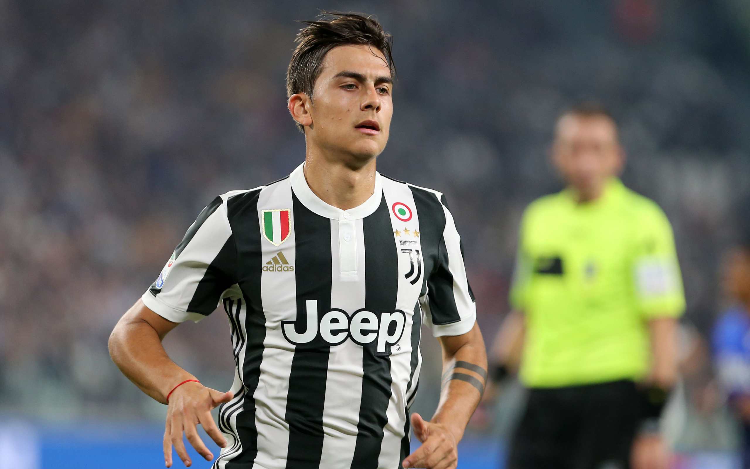 Download mobile wallpaper Sports, Soccer, Juventus F C, Paulo Dybala for free.