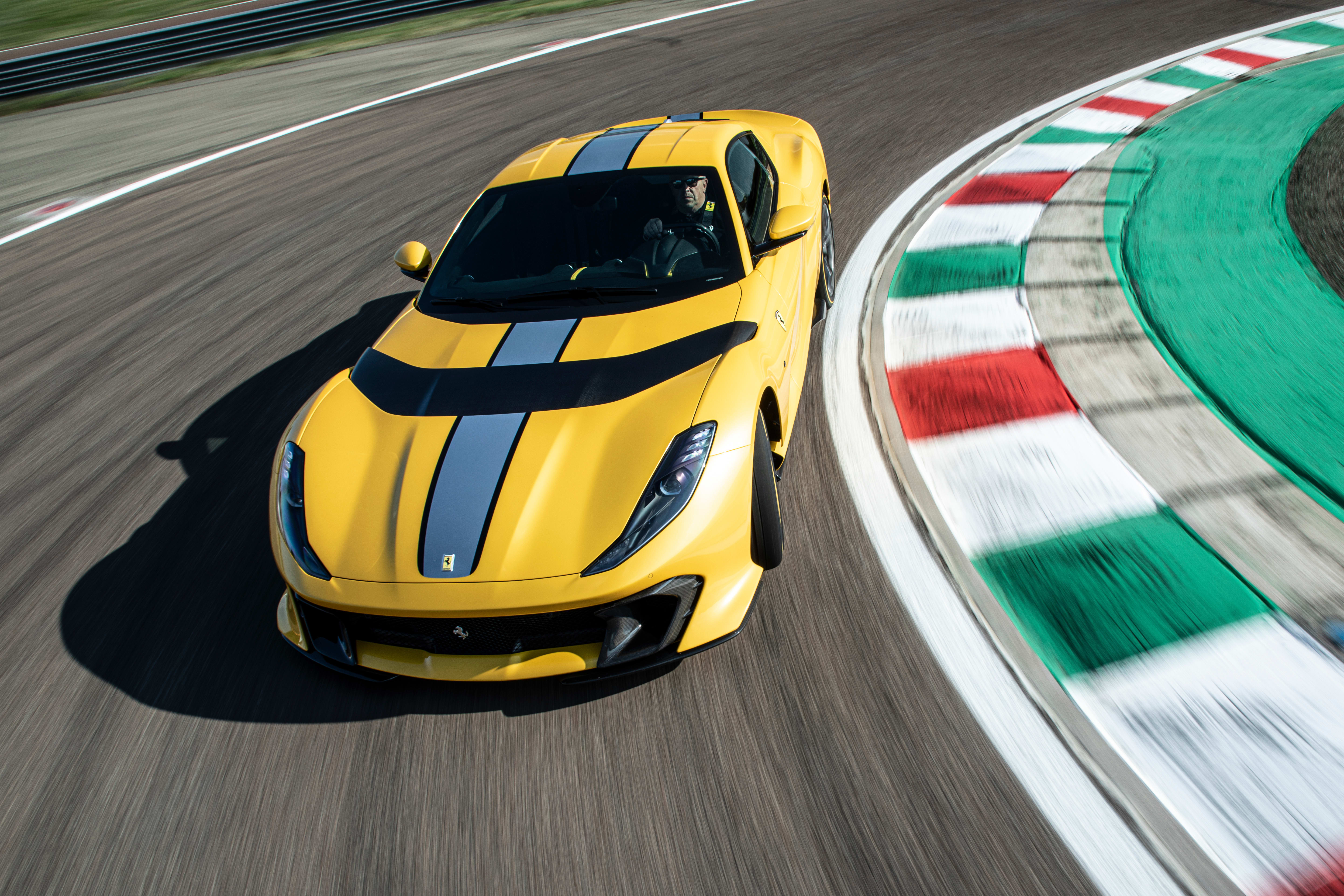 Download mobile wallpaper Ferrari, Vehicles, Ferrari 812 Competizione for free.