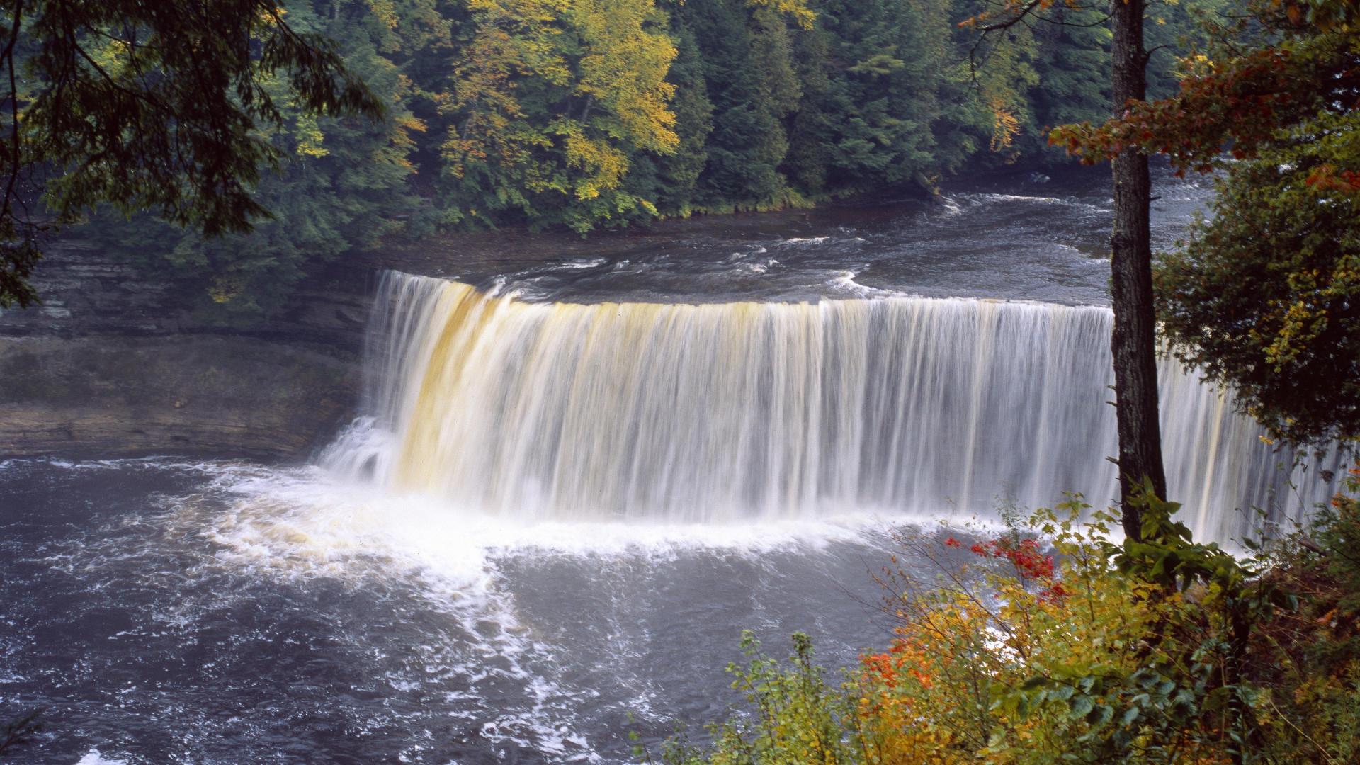 Laden Sie das Natur, Wasser, Wasserfälle, Wasserfall, Baum, Fluss, Erde/natur-Bild kostenlos auf Ihren PC-Desktop herunter