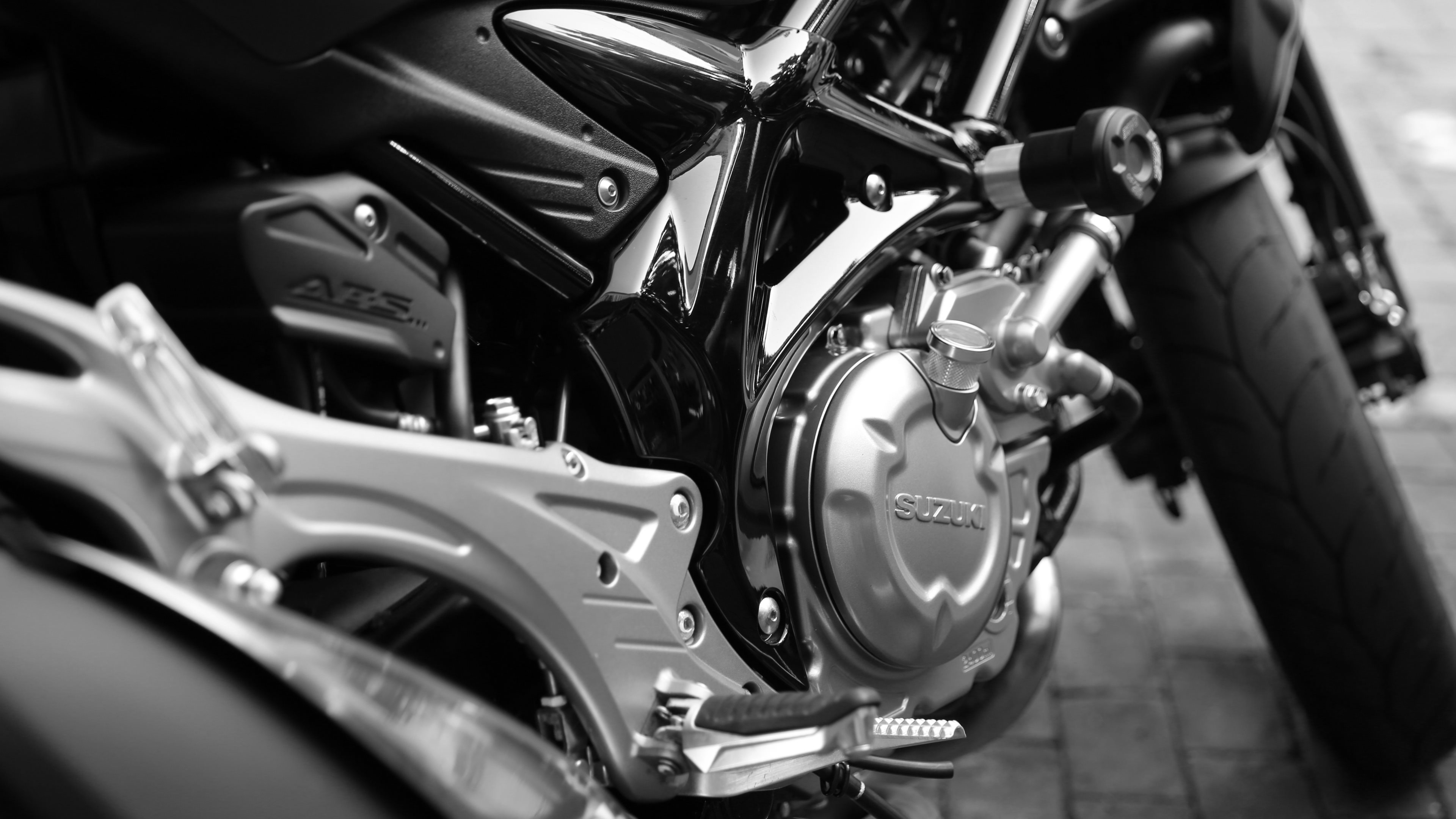 Download mobile wallpaper Suzuki, Close Up, Motorcycle, Bike, Engine, Vehicles for free.