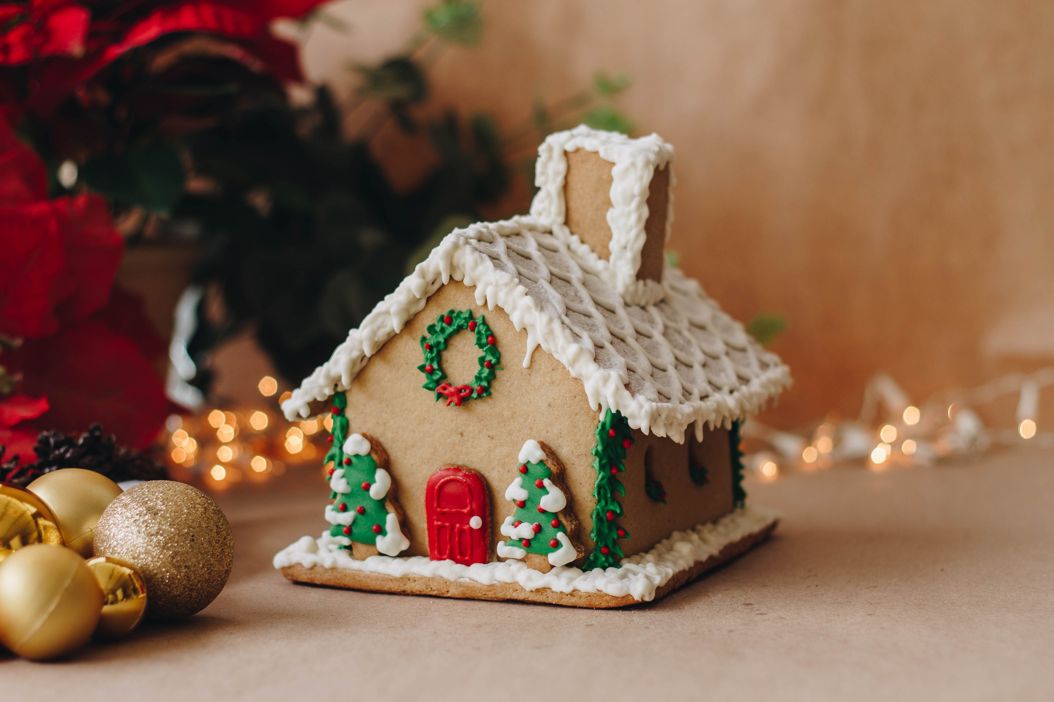 Download mobile wallpaper Christmas, Holiday, House, Gingerbread for free.