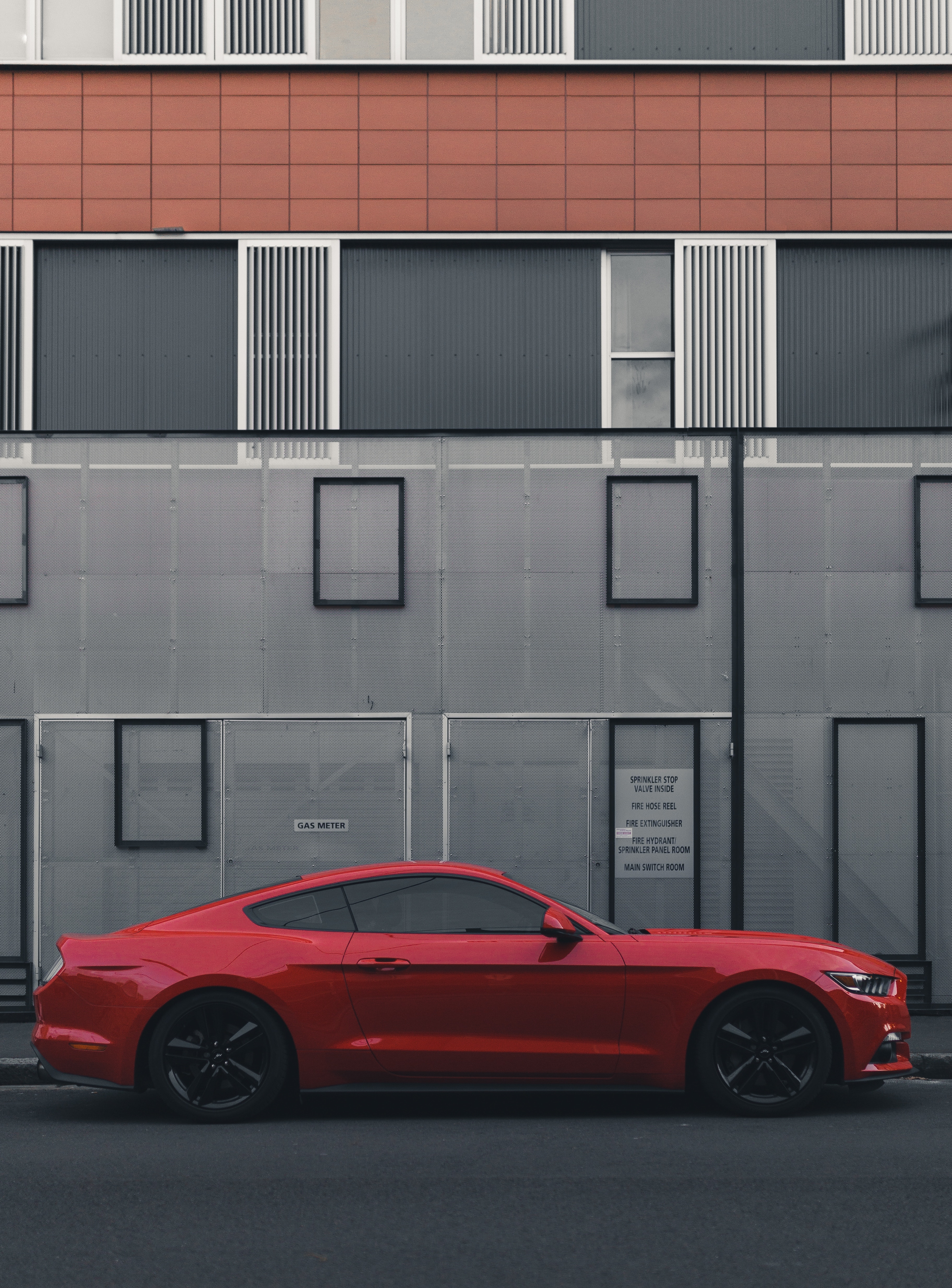 Free download wallpaper Auto, Cars, Building, Side View on your PC desktop