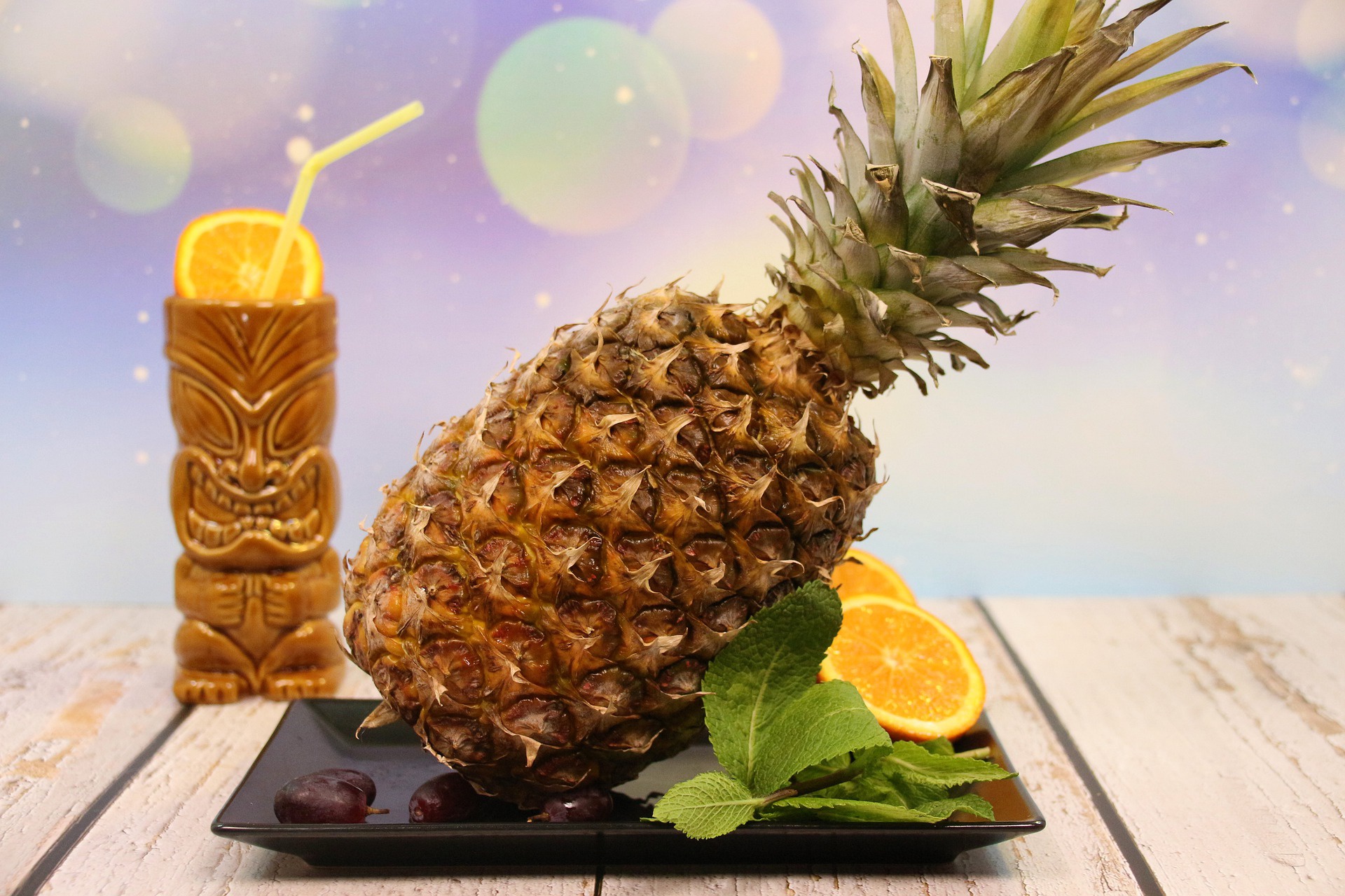 Free download wallpaper Fruits, Food, Pineapple on your PC desktop