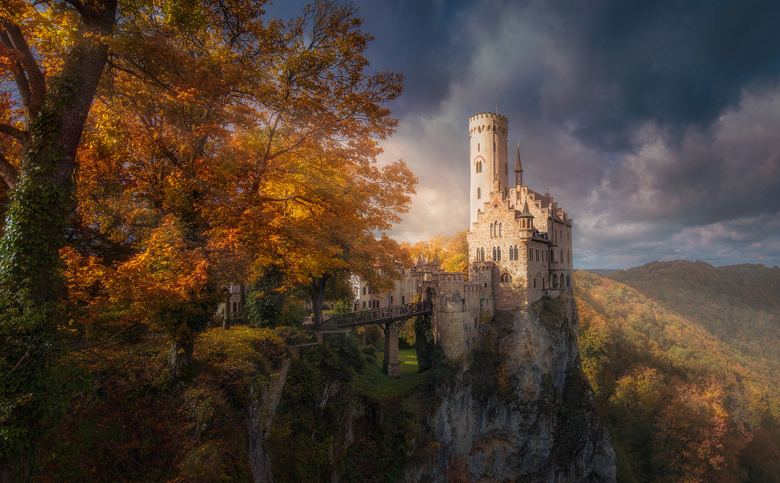 Download mobile wallpaper Castles, Tree, Fall, Man Made, Castle for free.