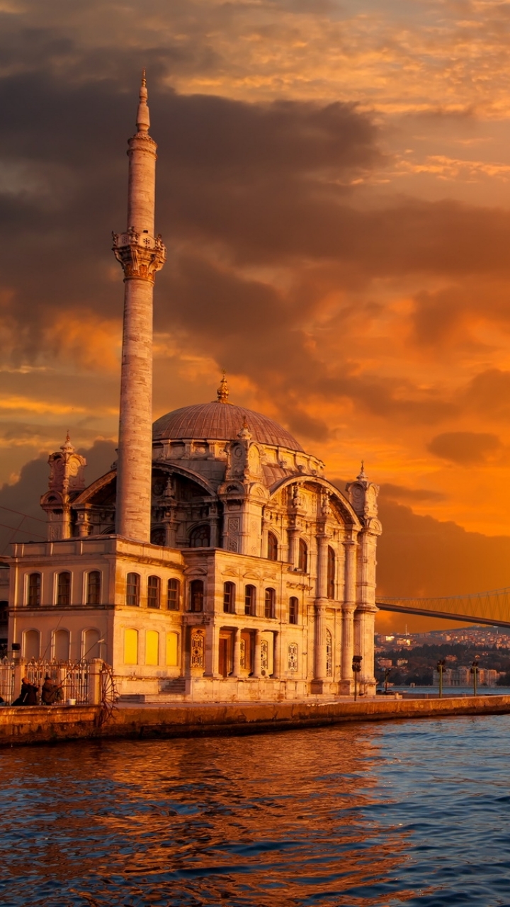Скачать картинку Города, Стамбул, Сделано Человеком в телефон бесплатно.