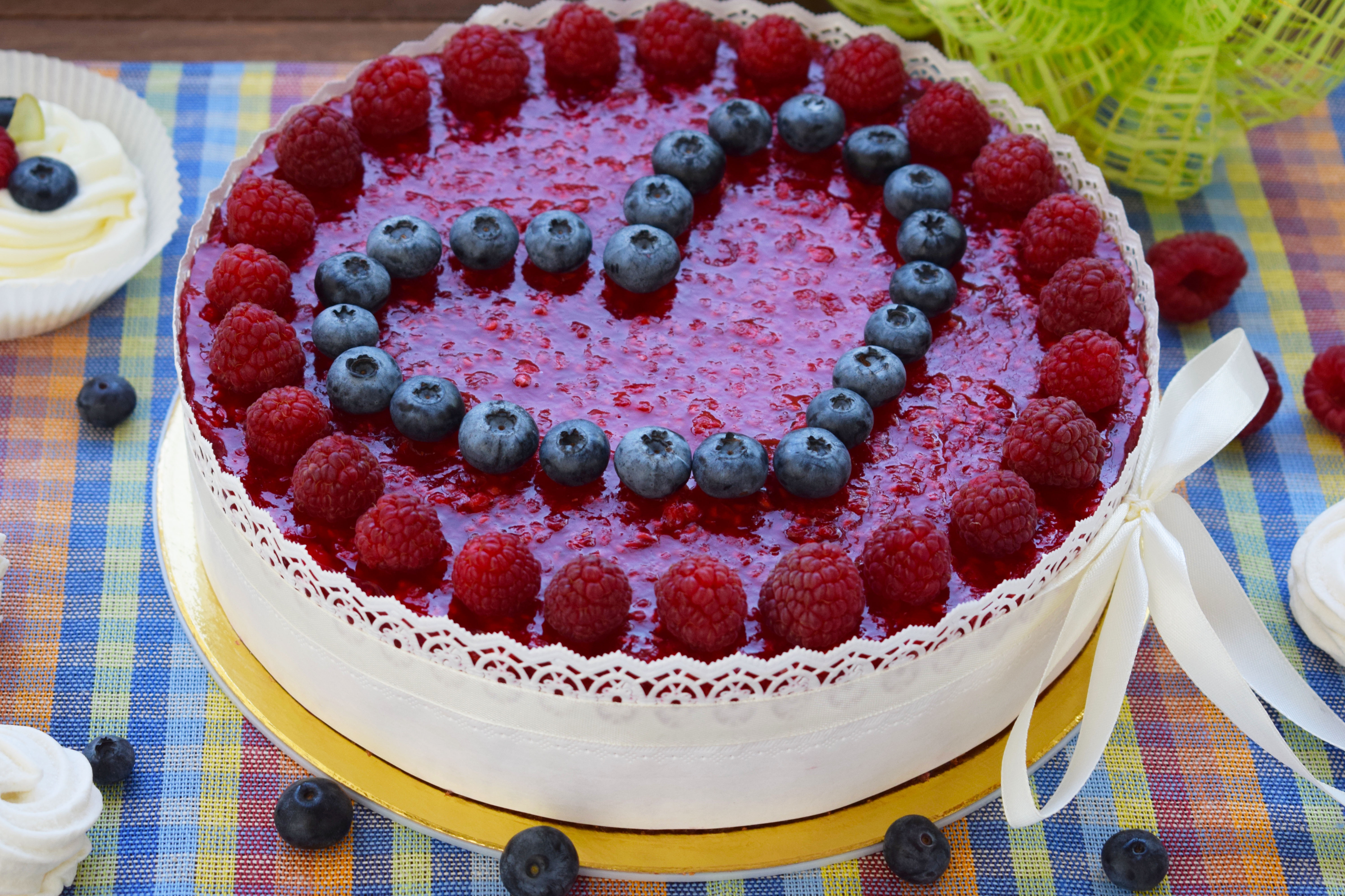 Free download wallpaper Food, Blueberry, Raspberry, Still Life, Cake, Berry, Heart Shaped, Pastry on your PC desktop