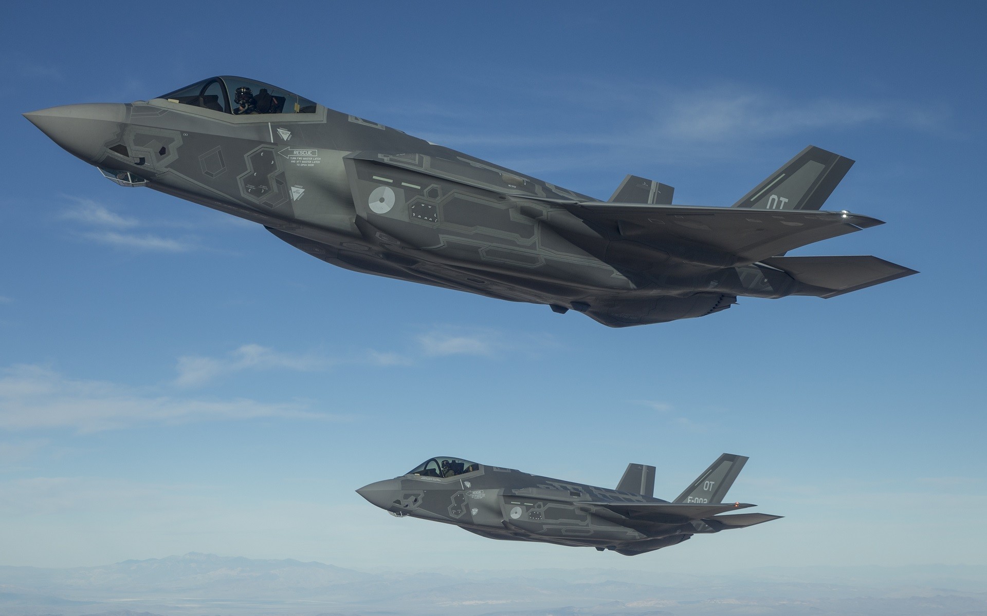 Free download wallpaper Aircraft, Military, Lockheed Martin F 35 Lightning Ii, Jet Fighters on your PC desktop