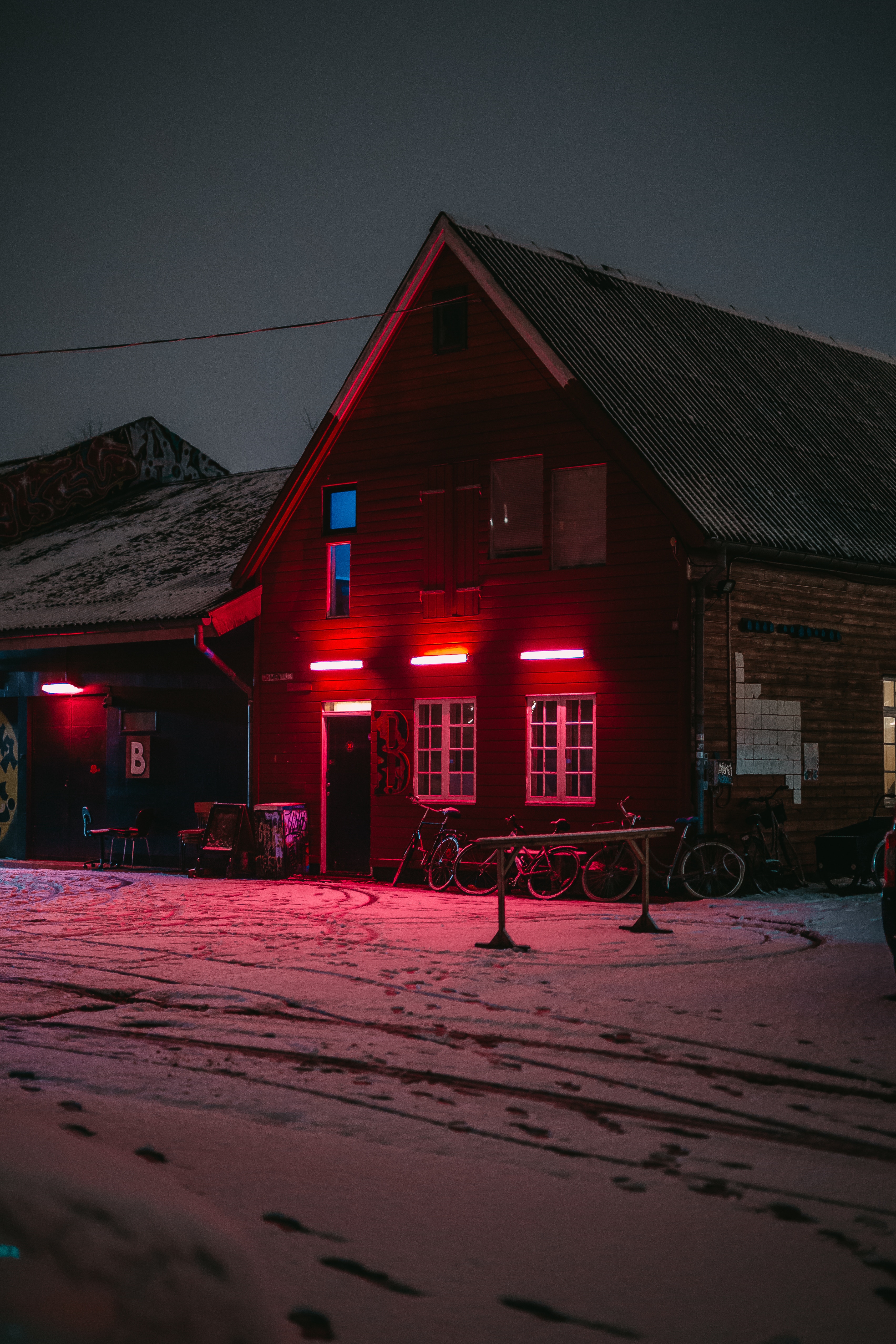 lodge, winter, bicycles, red, dark, shine, light, small house
