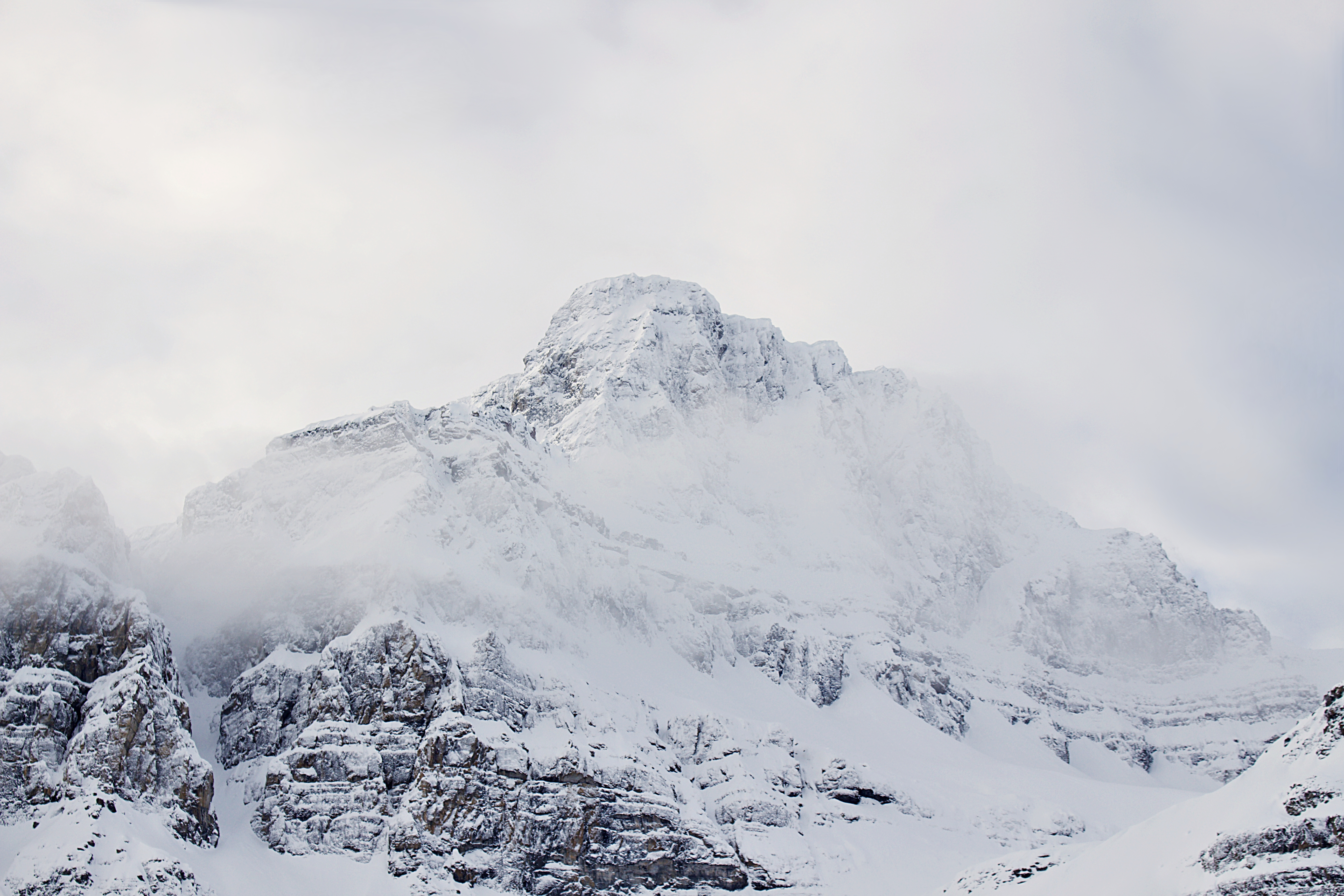 Free download wallpaper Mountains, Fog, Vertex, Tops, Nature on your PC desktop