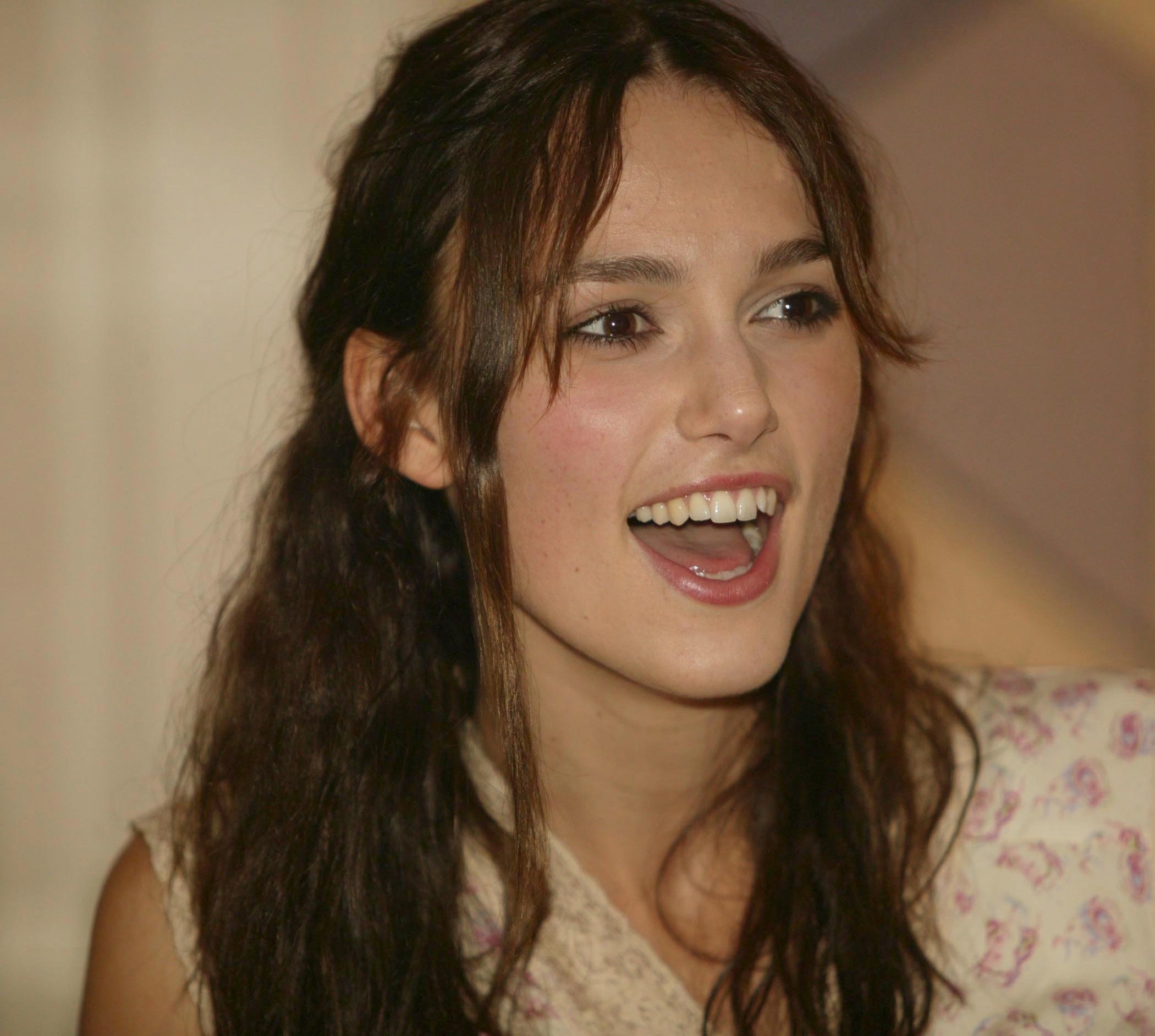 Baixar papel de parede para celular de Celebridade, Keira Knightley gratuito.