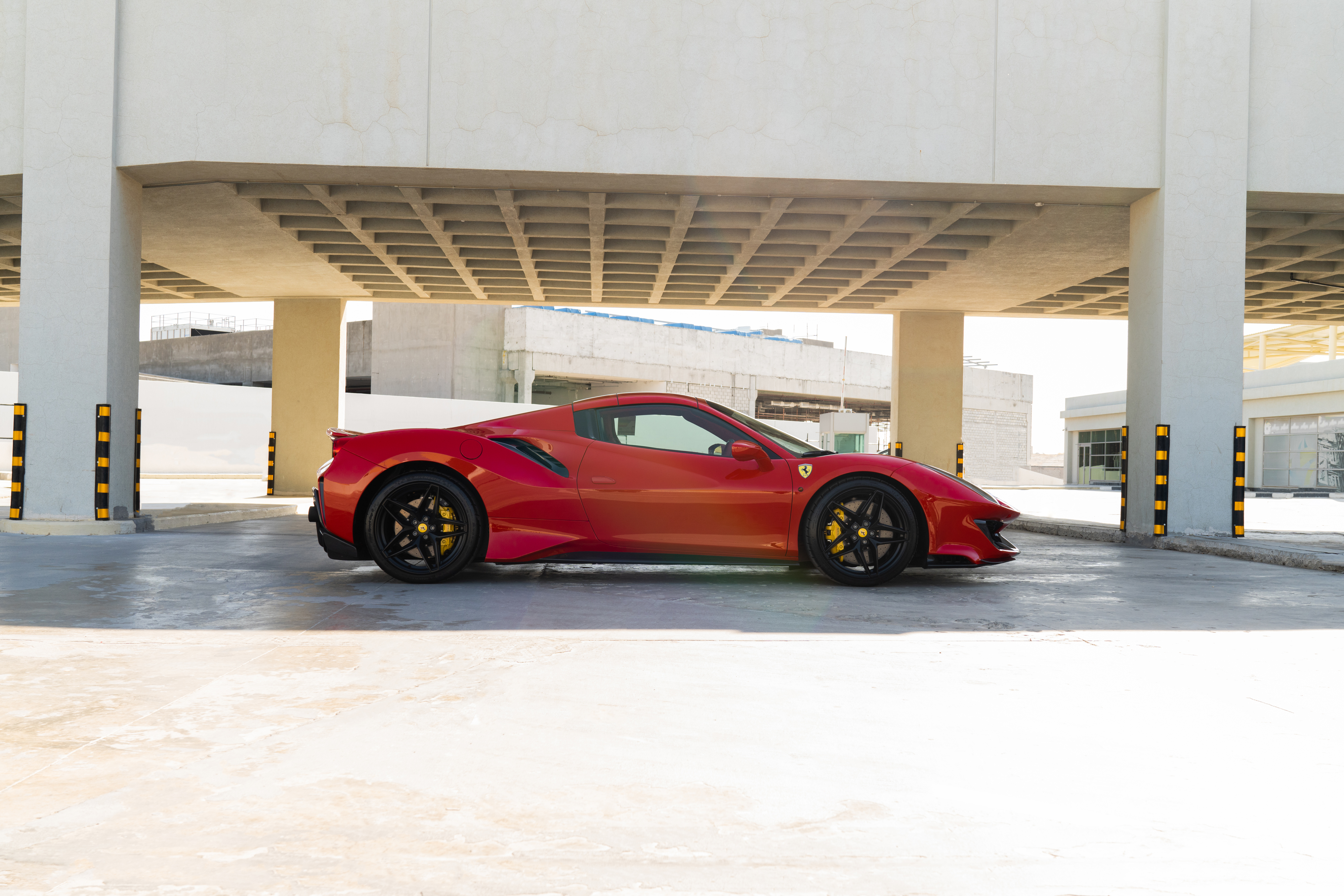 Descarga gratuita de fondo de pantalla para móvil de Ferrari, Superdeportivo, Vehículos, Ferrari 488 Pista Araña.