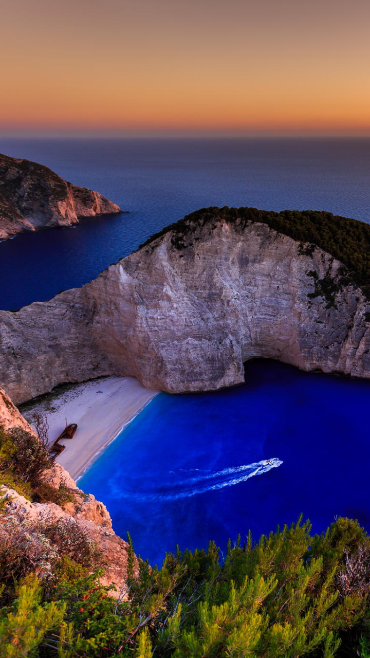 Скачать картинку Пляж, Океан, Береговая Линия, Греция, Земля/природа, Закинтос в телефон бесплатно.