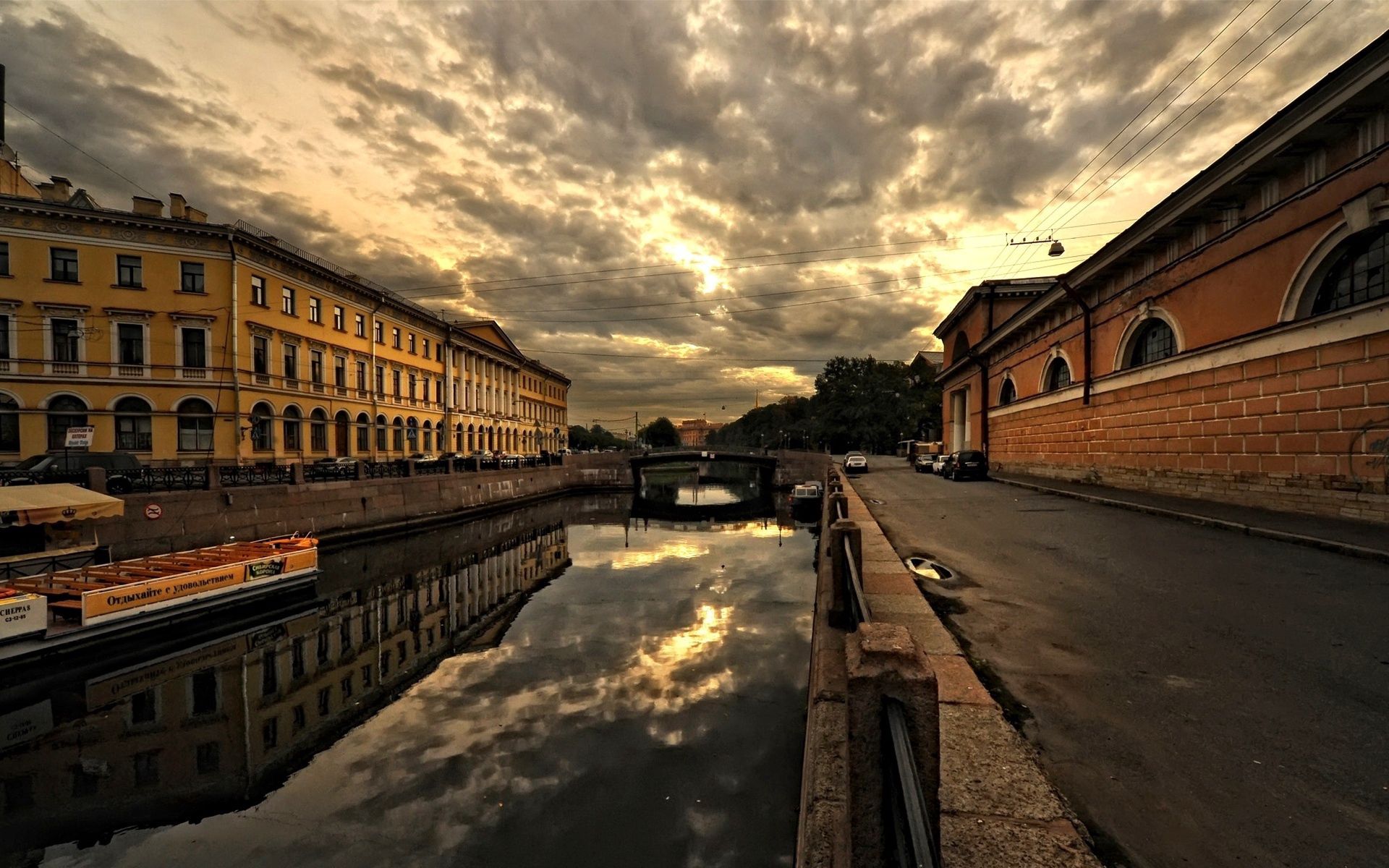 Saint Petersburg Tablet HD picture