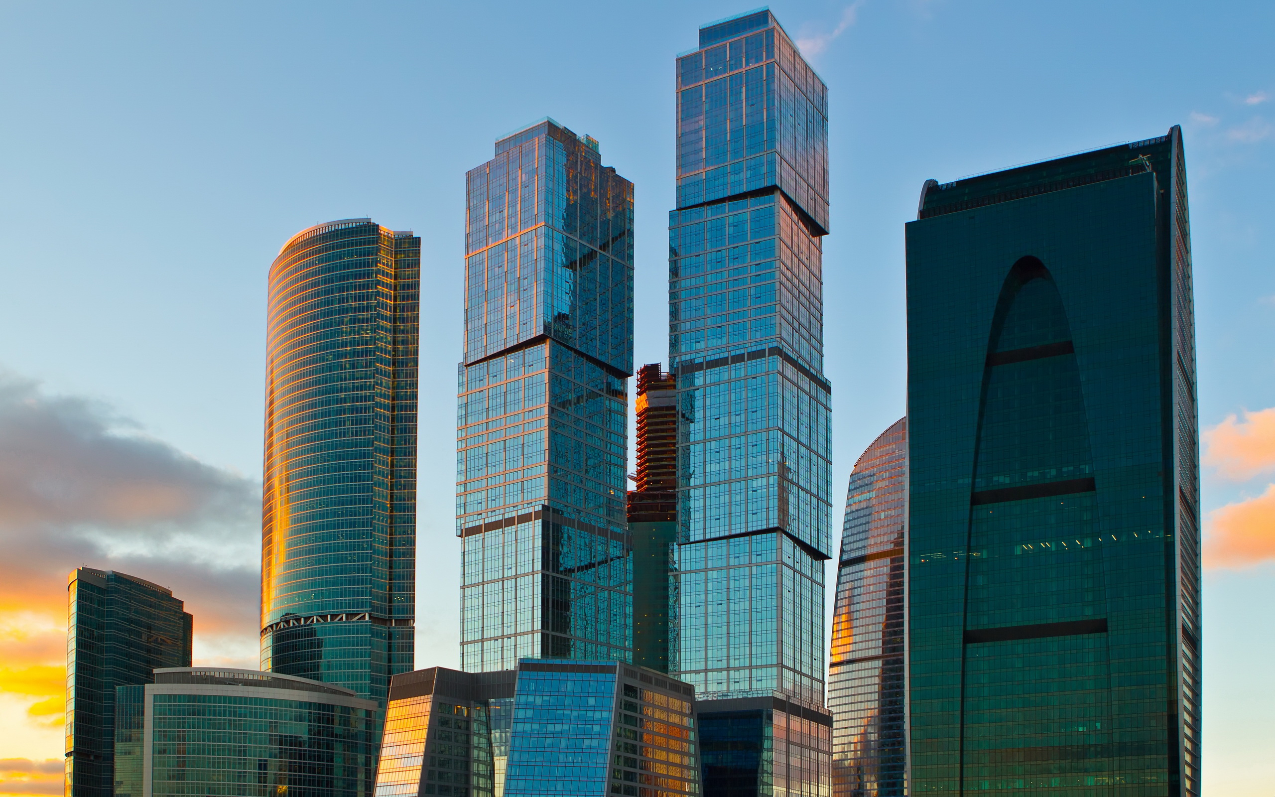 Free download wallpaper Cities, Moscow, Man Made on your PC desktop