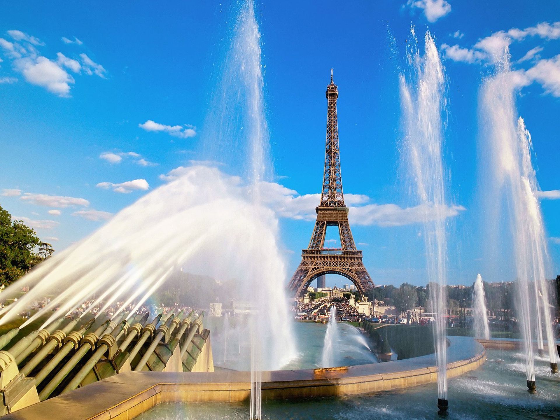 Baixe gratuitamente a imagem Torre Eiffel, Monumentos, Feito Pelo Homem na área de trabalho do seu PC