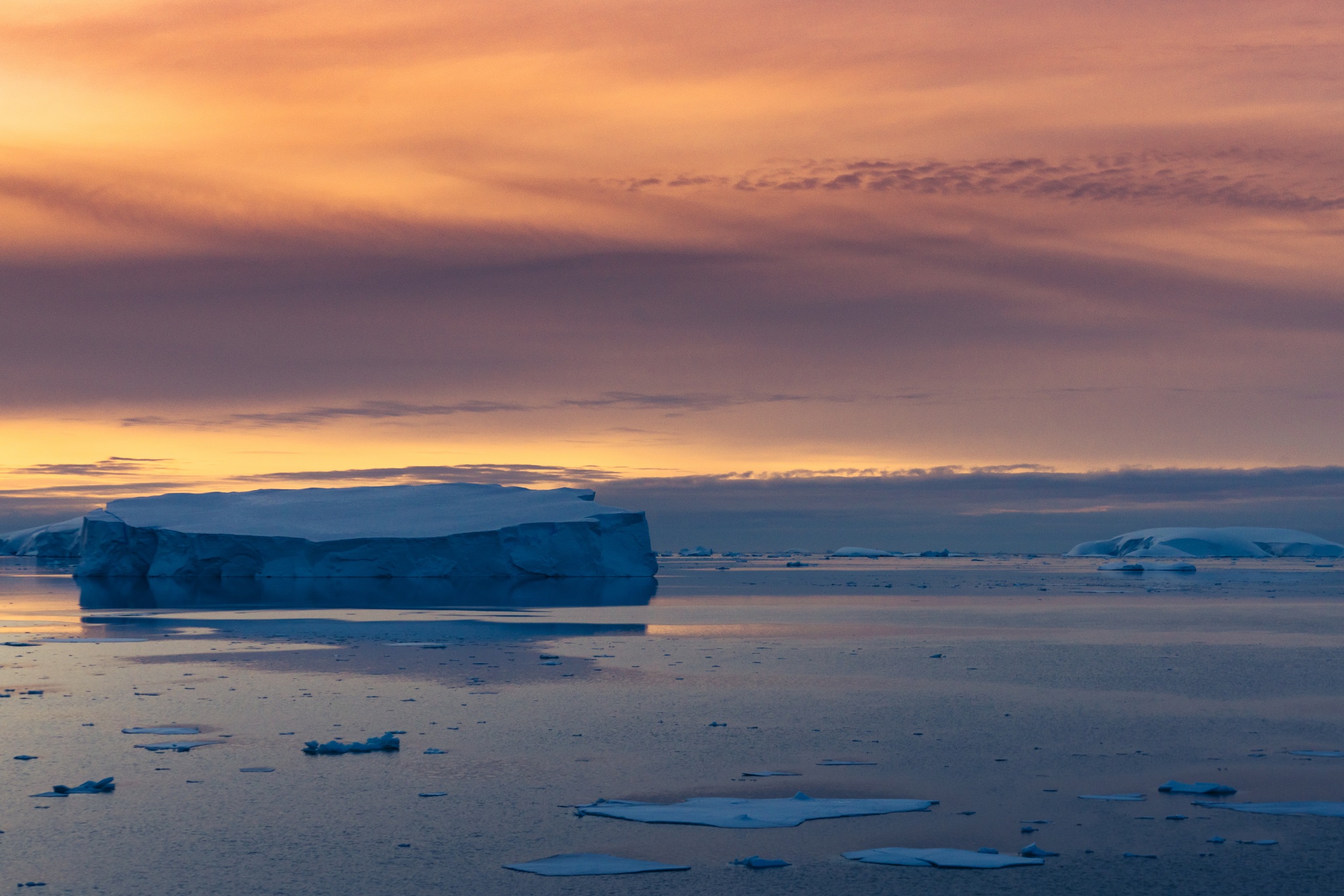 Free download wallpaper Nature, Sunset, Sky, Horizon, Ocean, Earth, Iceberg on your PC desktop