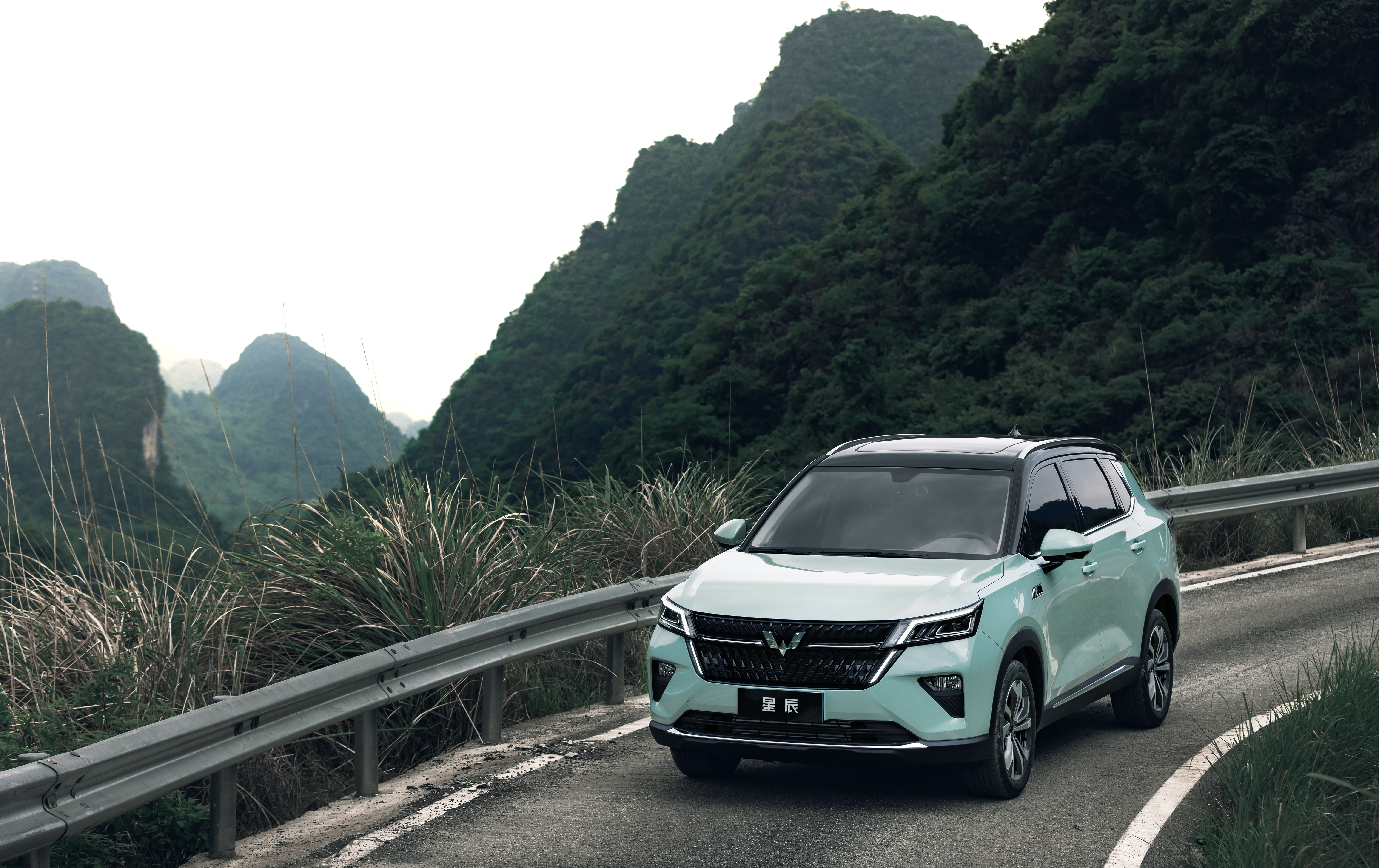 Free download wallpaper Suv, Vehicles, Wuling Xingchen on your PC desktop