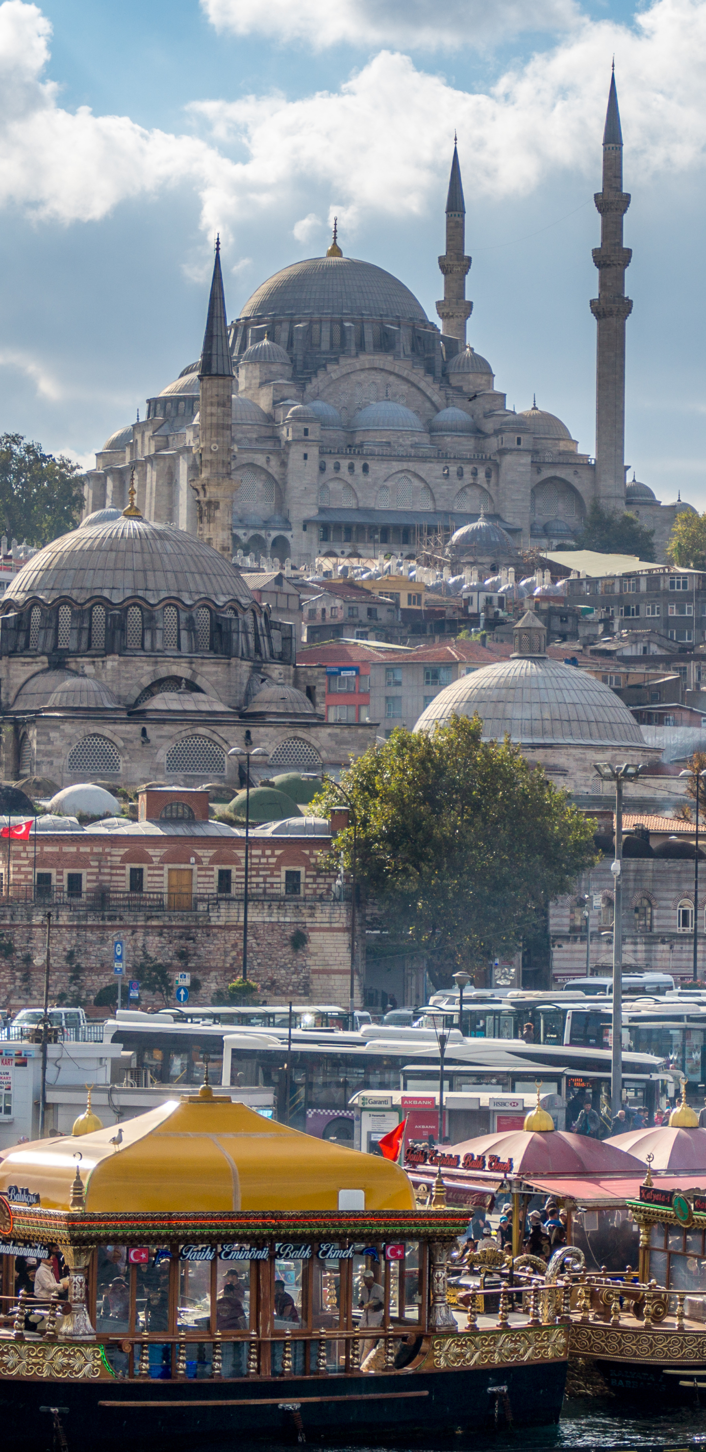 Скачать картинку Лодка, Турция, Мечеть, Стамбул, Религиозные, Мечеть Сулеймание, Мечети в телефон бесплатно.