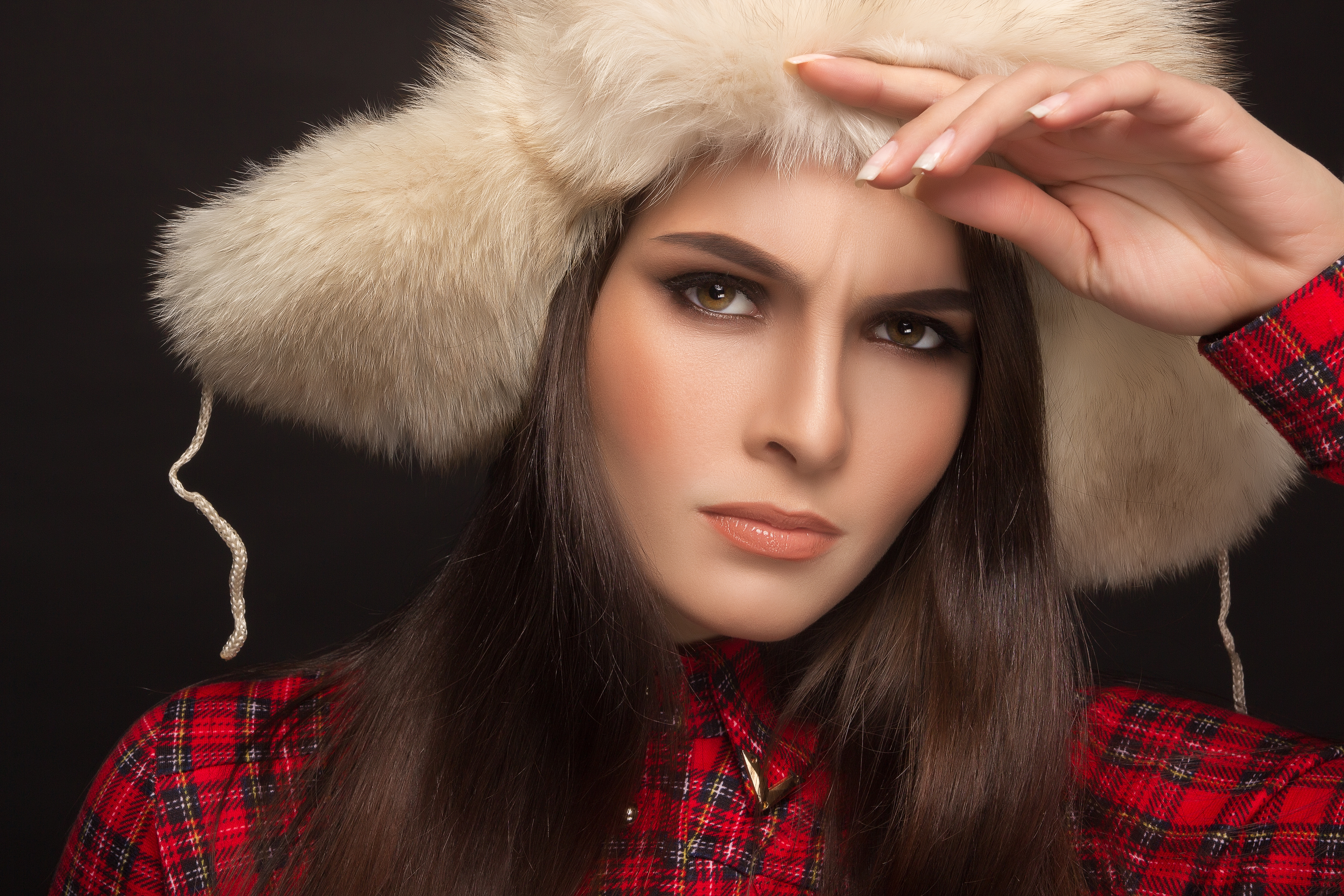 Free download wallpaper Face, Hat, Brunette, Model, Women on your PC desktop