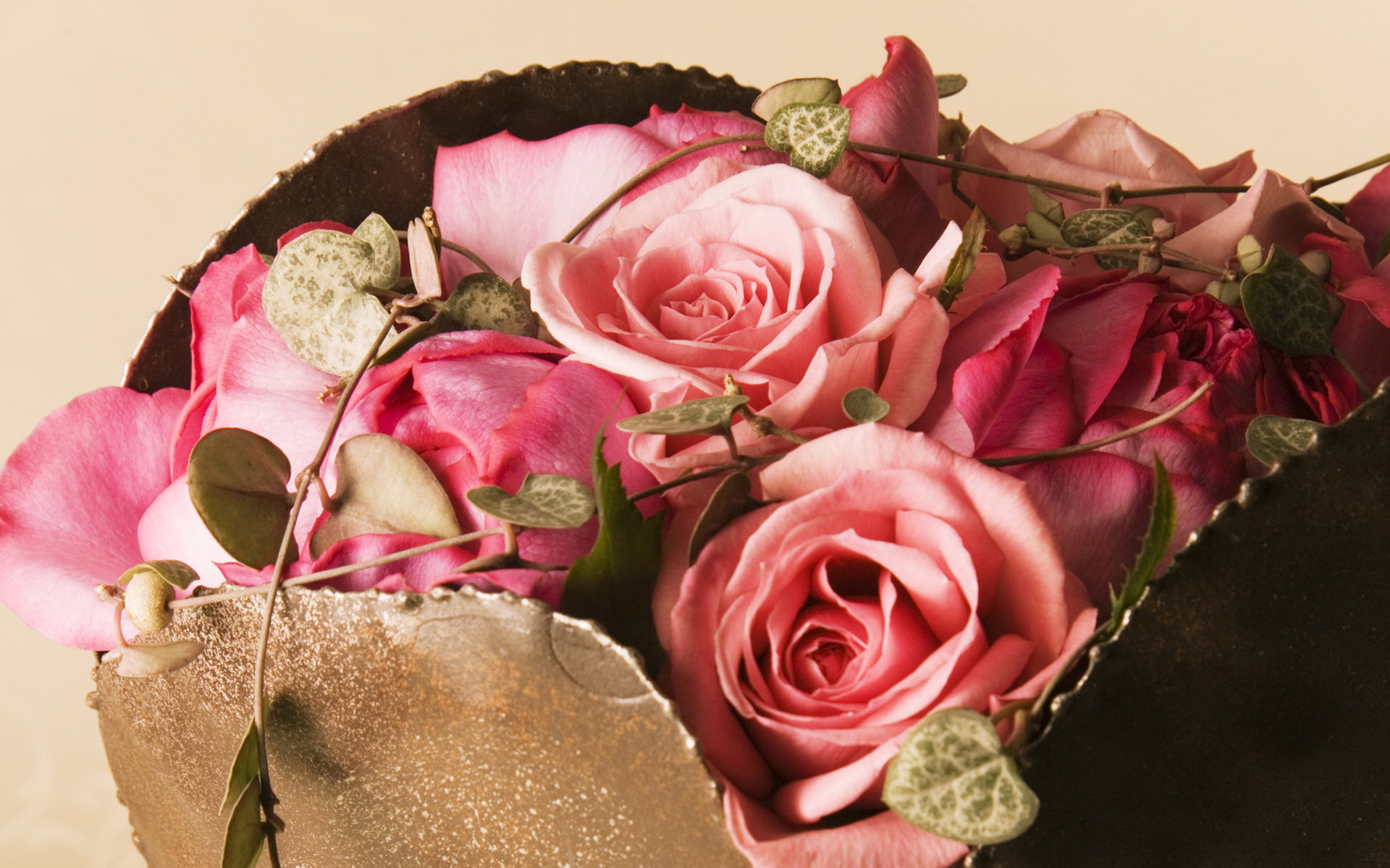 Descarga gratis la imagen Plantas, Flores, Roses, Bouquets en el escritorio de tu PC