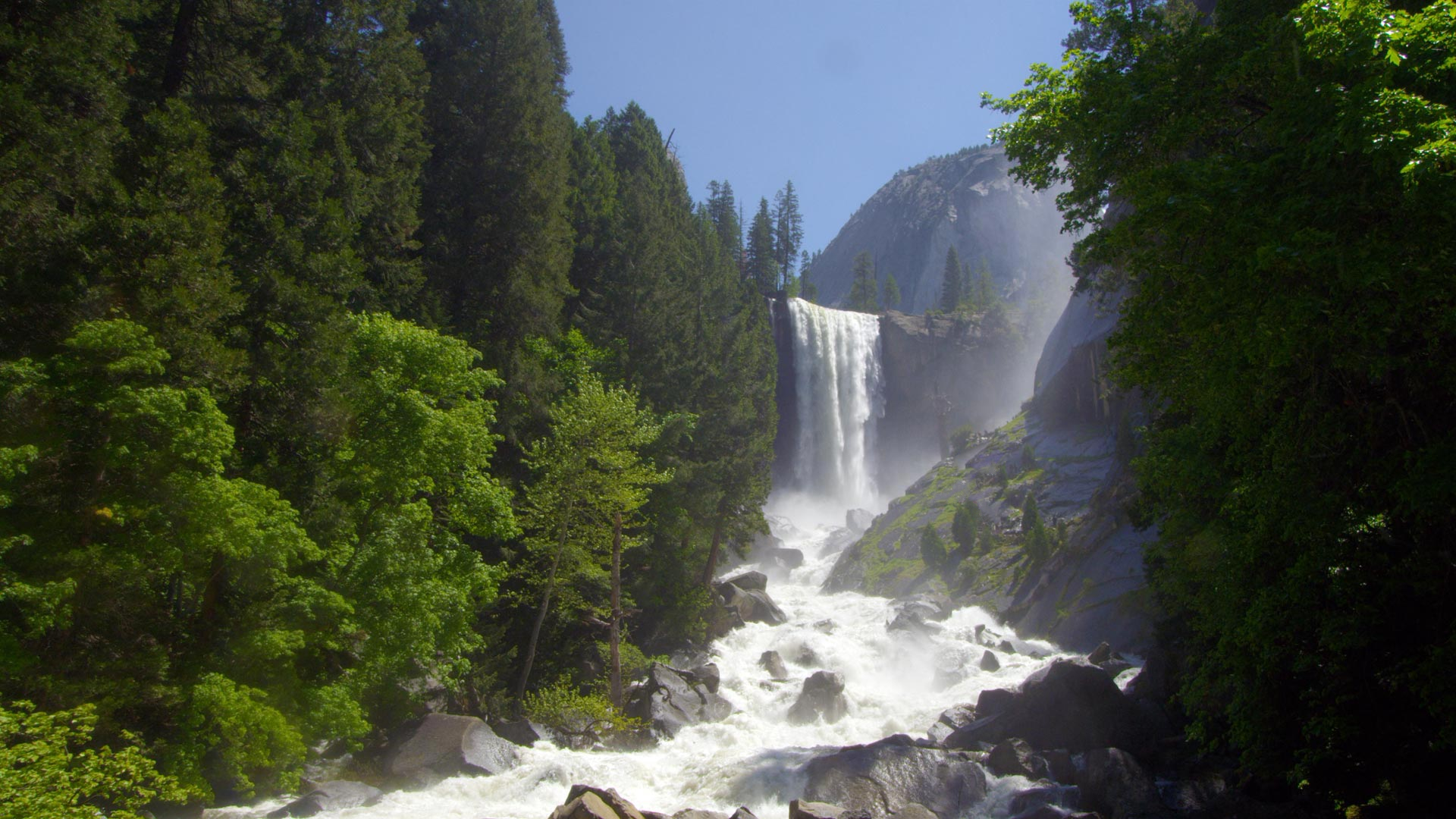 Download mobile wallpaper Waterfalls, Waterfall, Earth, Yosemite National Park, Vernal Fall for free.