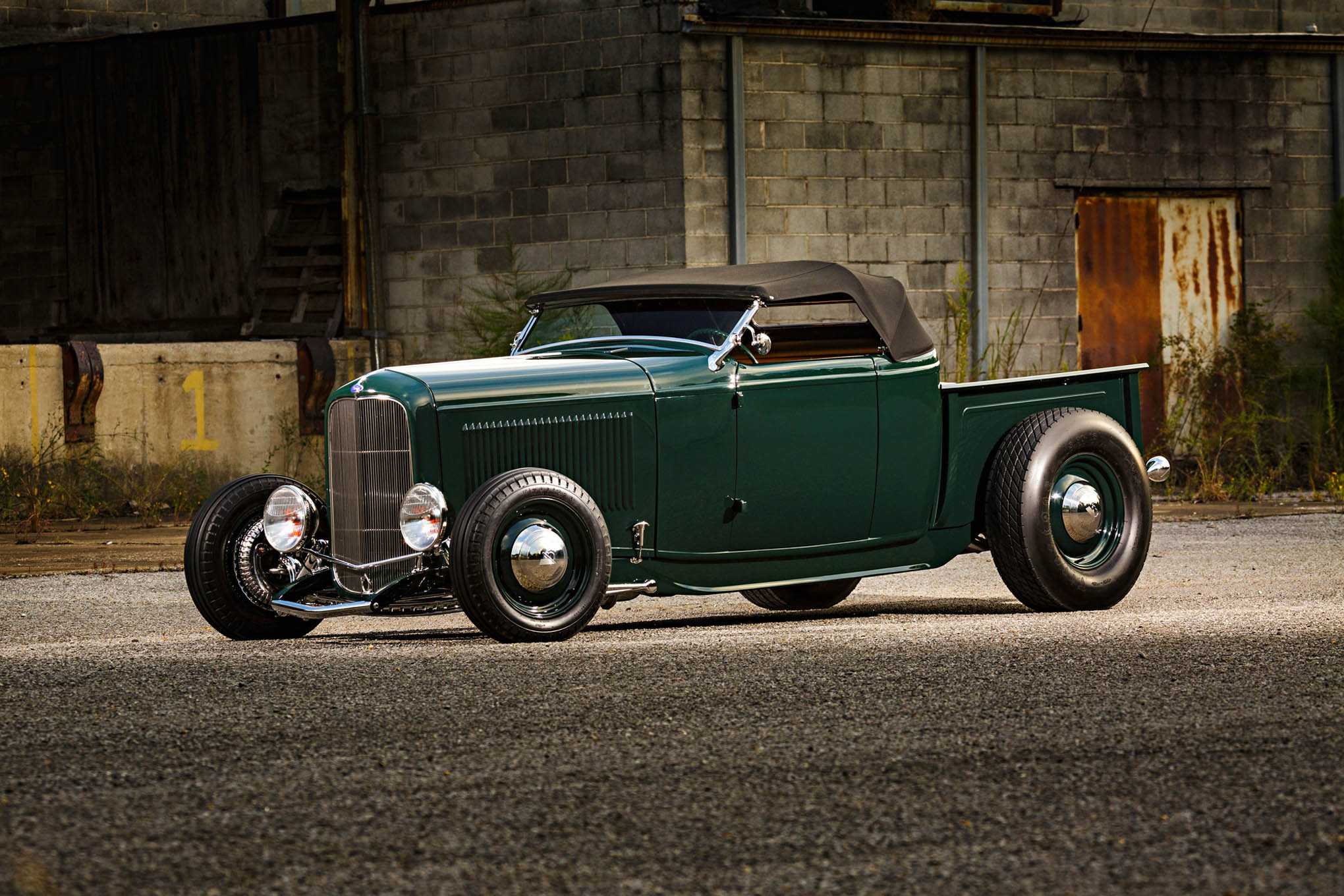 392100 Hintergrundbild herunterladen fahrzeuge, ford roadster, ford roadster von 1932, frisiertes auto, oldtimer, ford - Bildschirmschoner und Bilder kostenlos