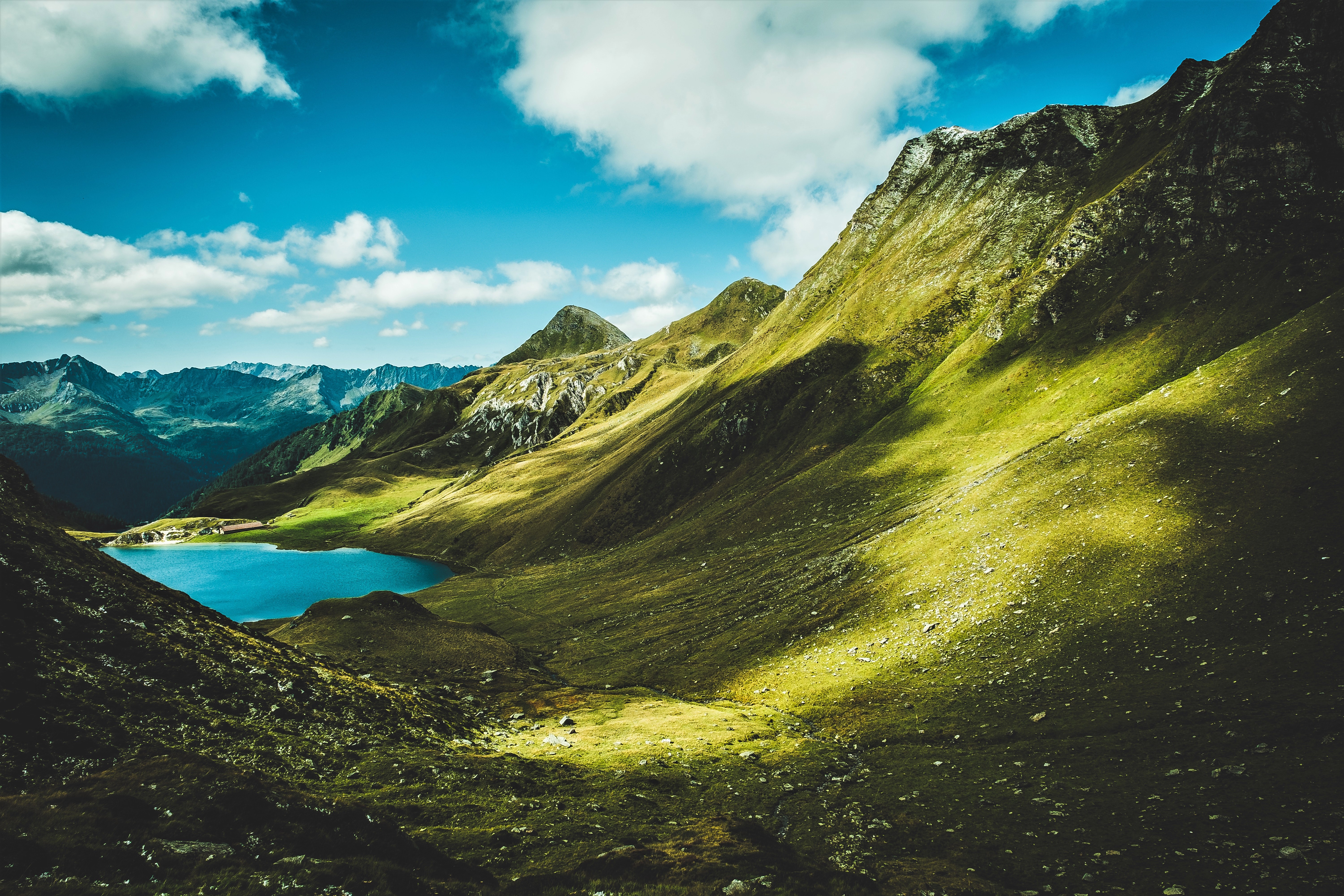 Baixar papel de parede para celular de Paisagem, Montanha, Lago, Terra/natureza gratuito.