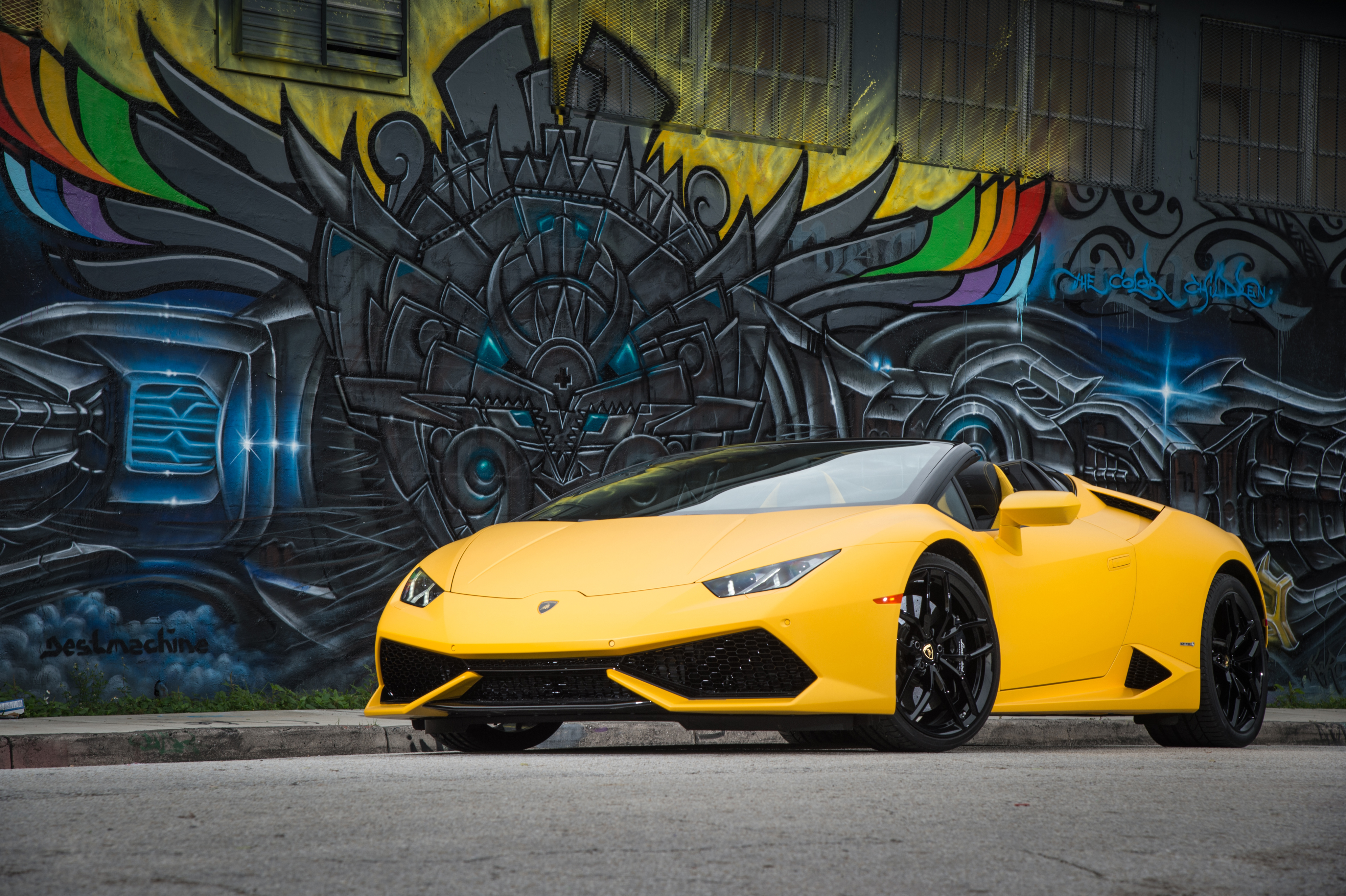 Laden Sie das Lamborghini, Graffiti, Autos, Supersportwagen, Fahrzeuge, Gelbes Auto, Lamborghini Huracán-Bild kostenlos auf Ihren PC-Desktop herunter