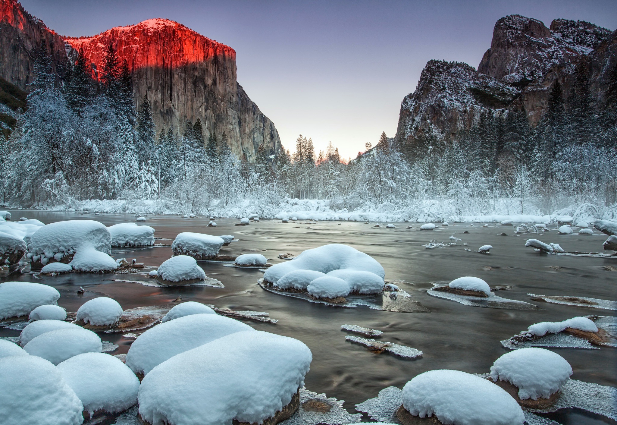 Descarga gratuita de fondo de pantalla para móvil de Invierno, Naturaleza, Nieve, Acantilado, Tierra/naturaleza.