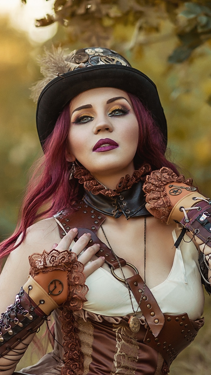 Descarga gratuita de fondo de pantalla para móvil de Sombrero, Modelo, Mujeres, Steampunk, Lápiz Labial, Cosplay, Cabello Purpura.