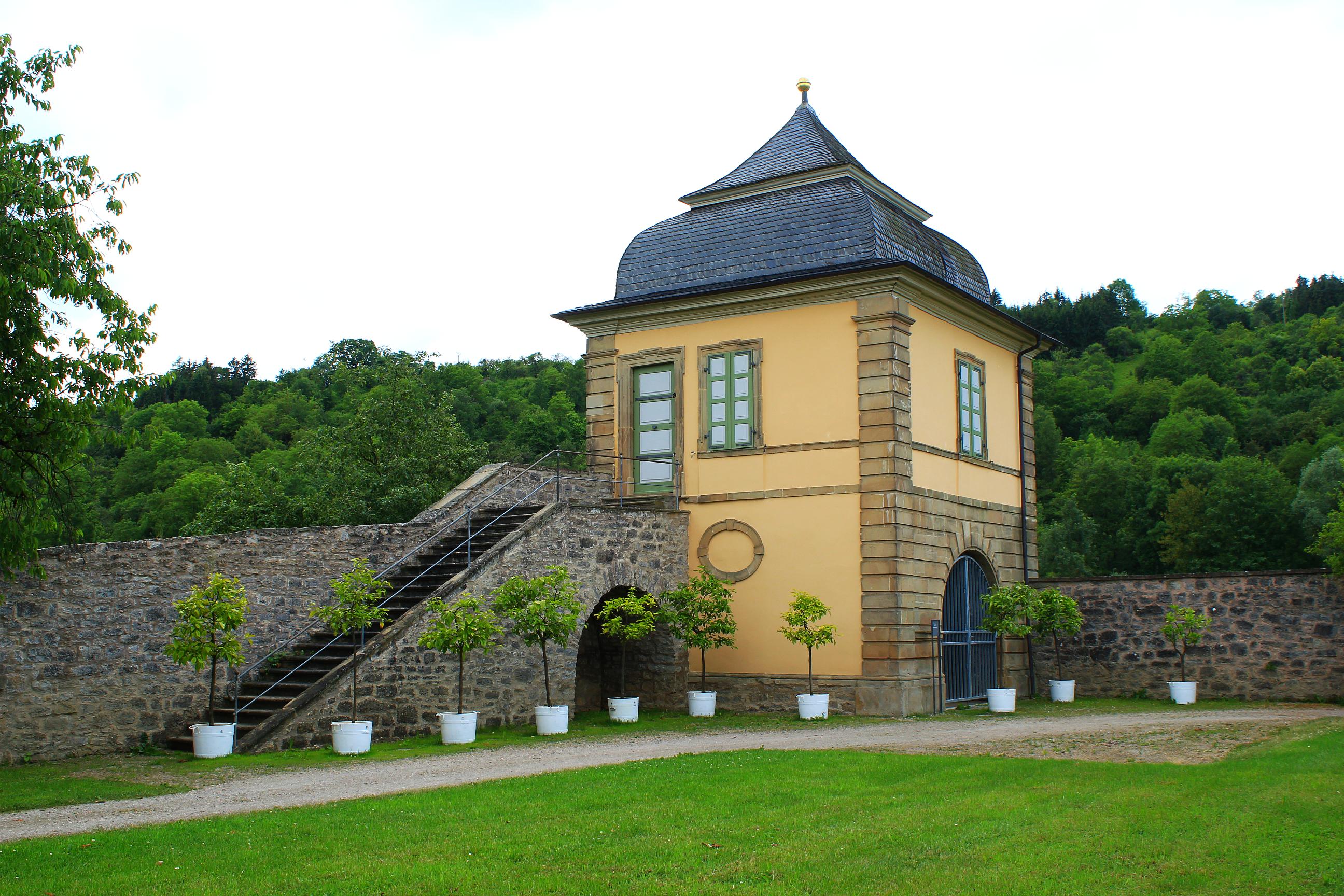 Laden Sie Schloss Weikersheim HD-Desktop-Hintergründe herunter