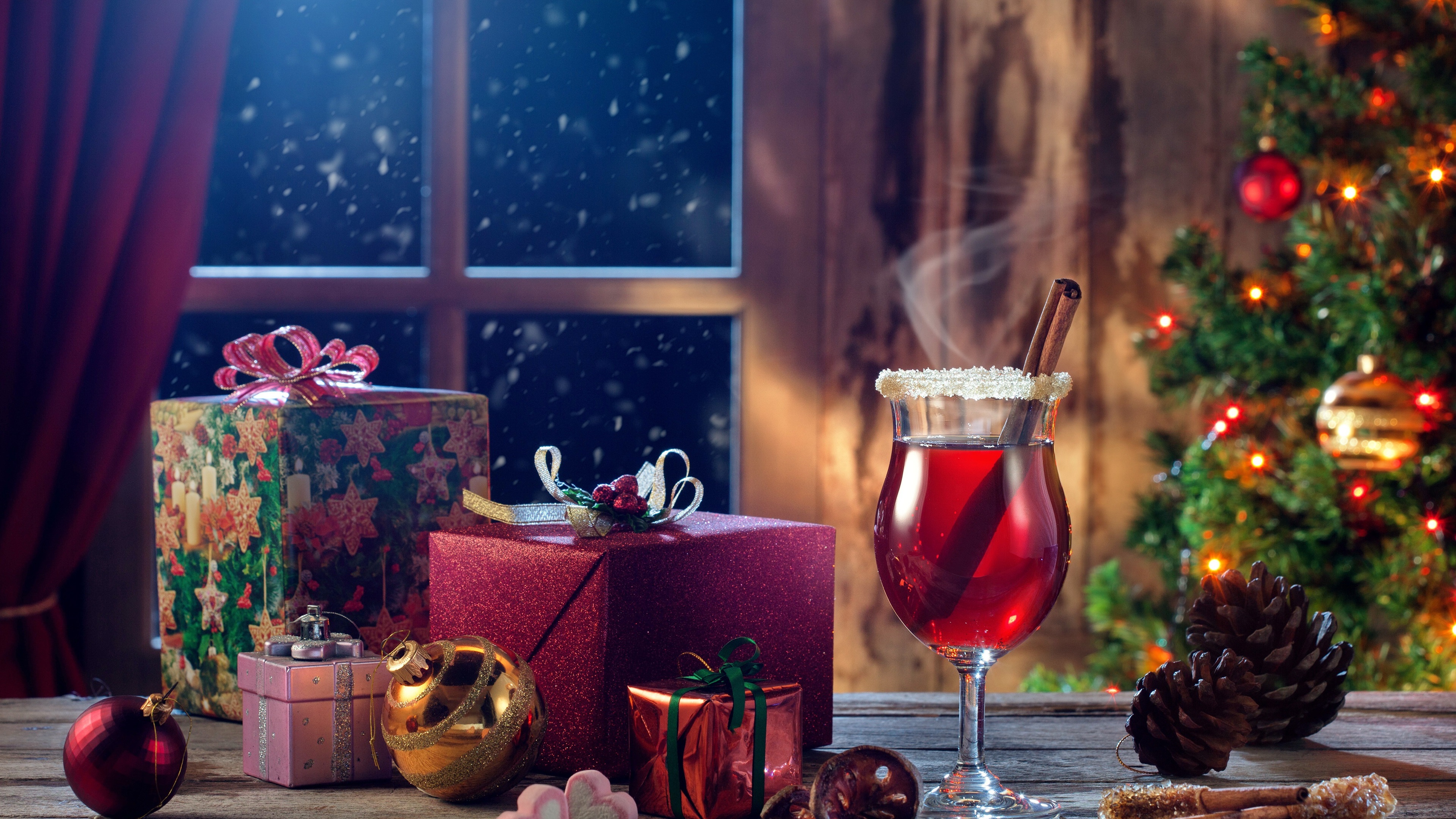 Téléchargez des papiers peints mobile Noël, Vacances, Cadeau, Décorations De Noël, Boisson, Pomme De Pin gratuitement.