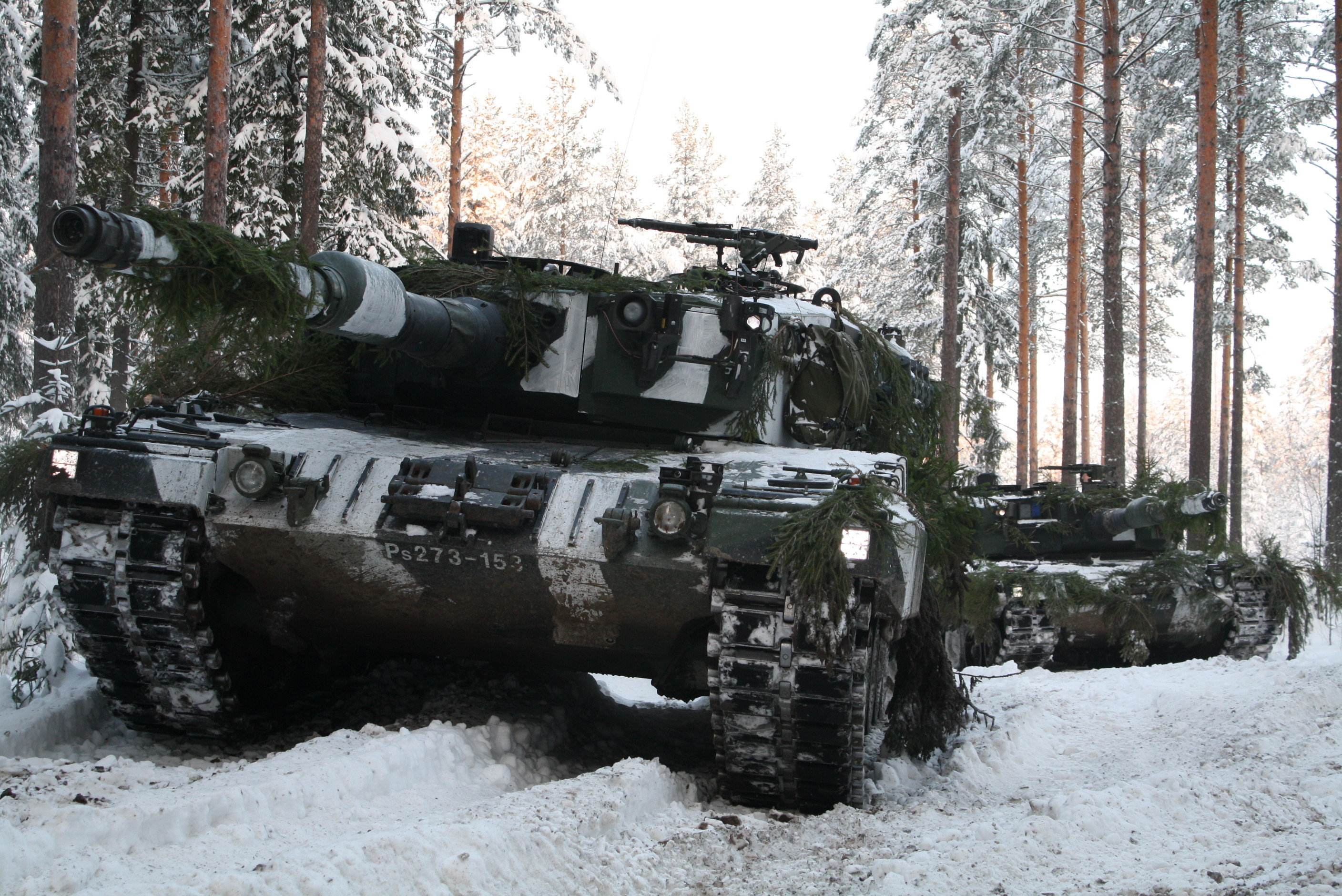 Descarga gratuita de fondo de pantalla para móvil de Leopardo 2, Tanques, Militar.