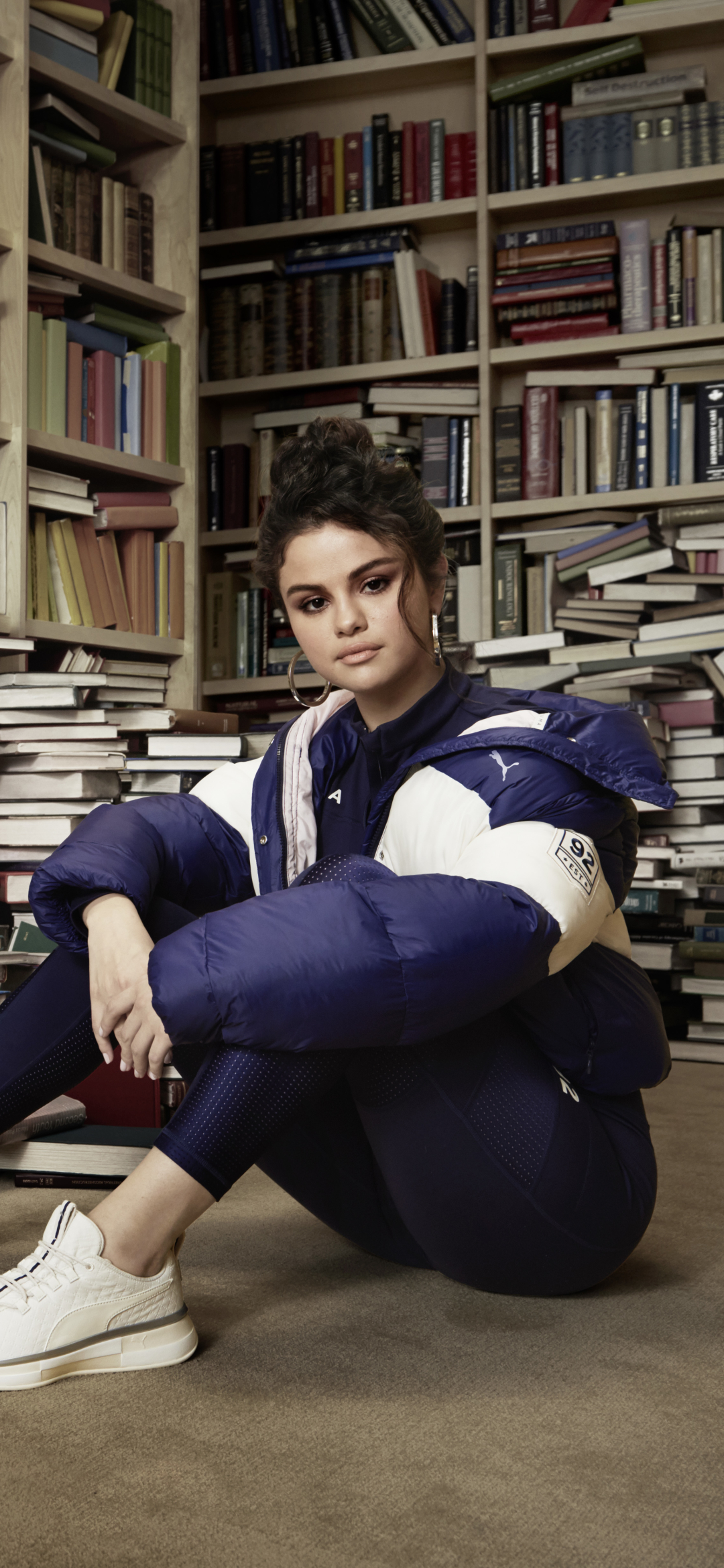 Download mobile wallpaper Music, Selena Gomez, Singer, Brunette, Library, American for free.