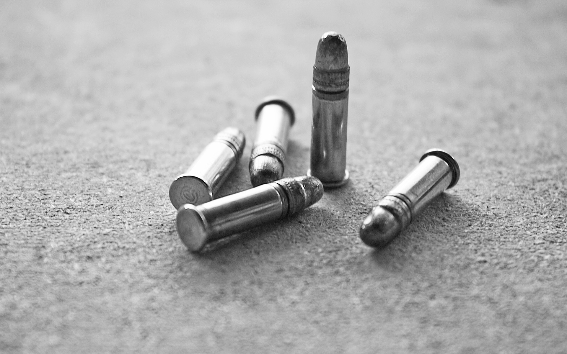 Download mobile wallpaper Bullet, Weapons for free.