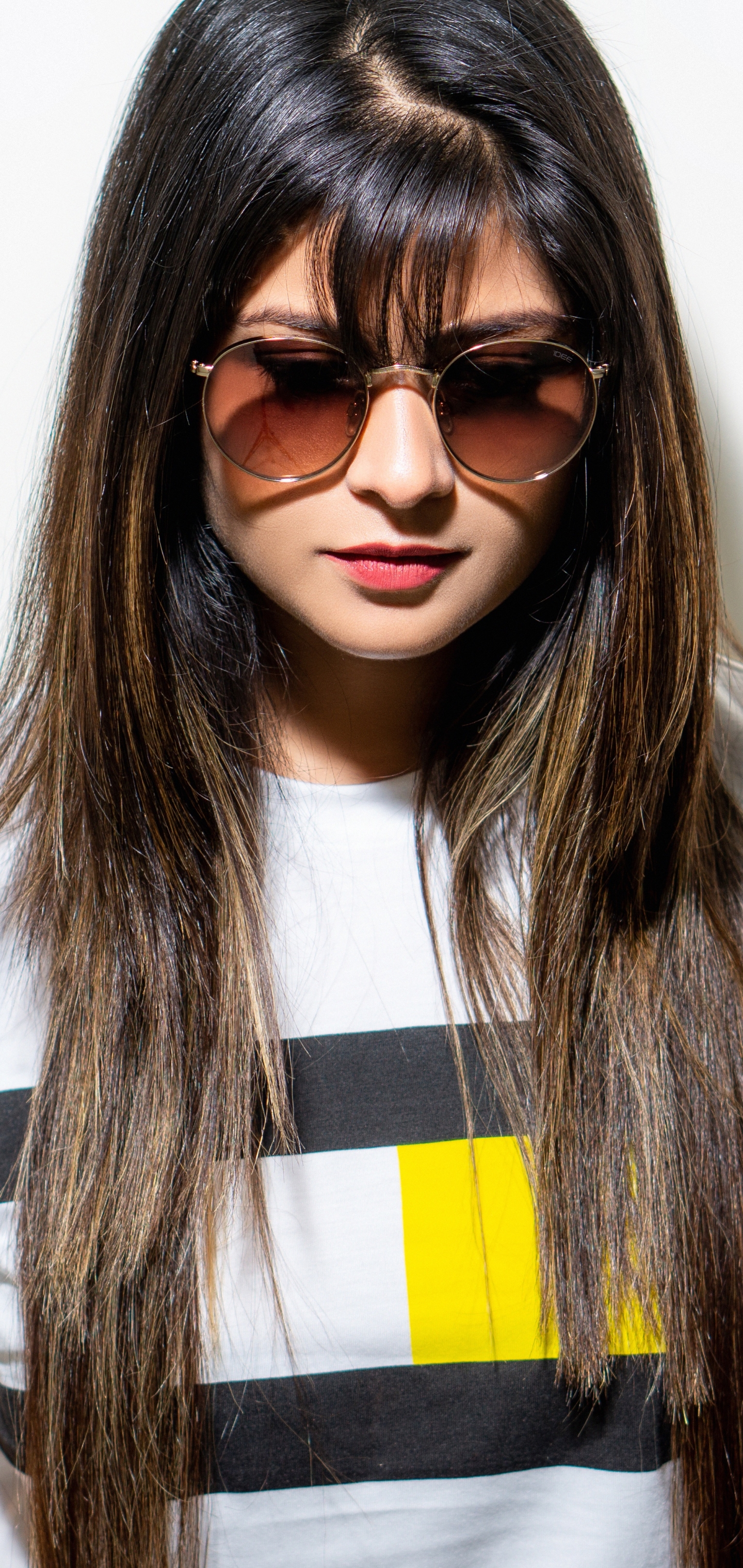 Download mobile wallpaper Brunette, Sunglasses, Model, Women, Long Hair for free.