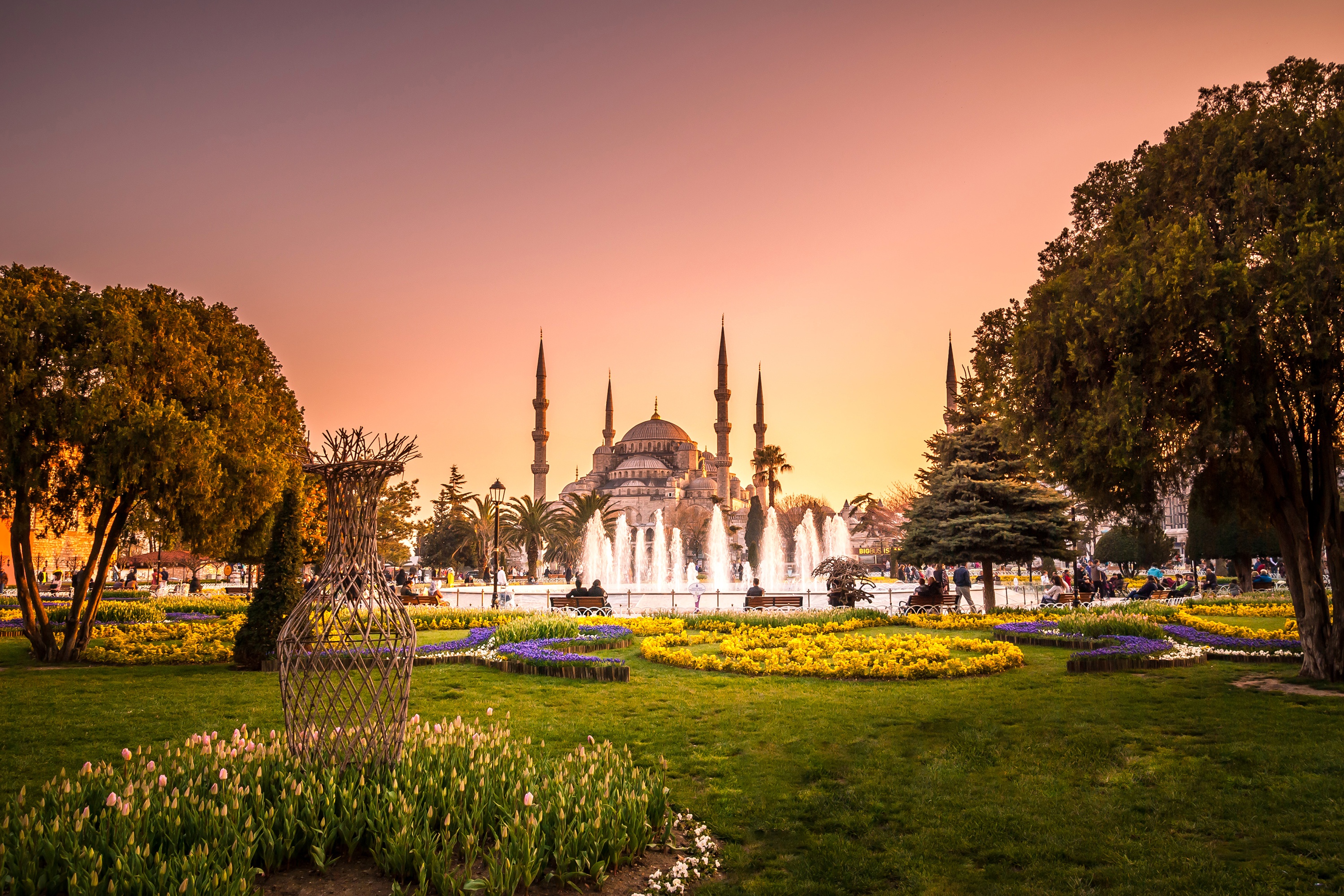 423049 télécharger l'image turquie, mosquée bleue, religieux, fontaine, istanbul, parc, mosquées - fonds d'écran et économiseurs d'écran gratuits