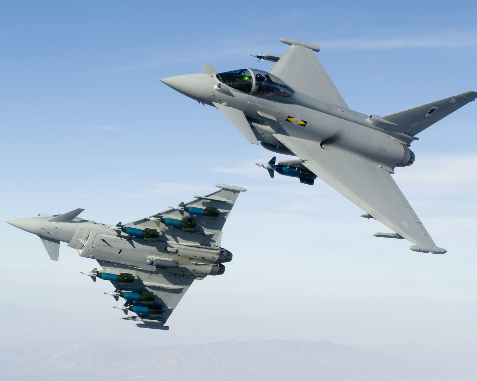 Descarga gratuita de fondo de pantalla para móvil de Militar, Eurofighter Tifón, Thyhoon, Aviones De Combate.