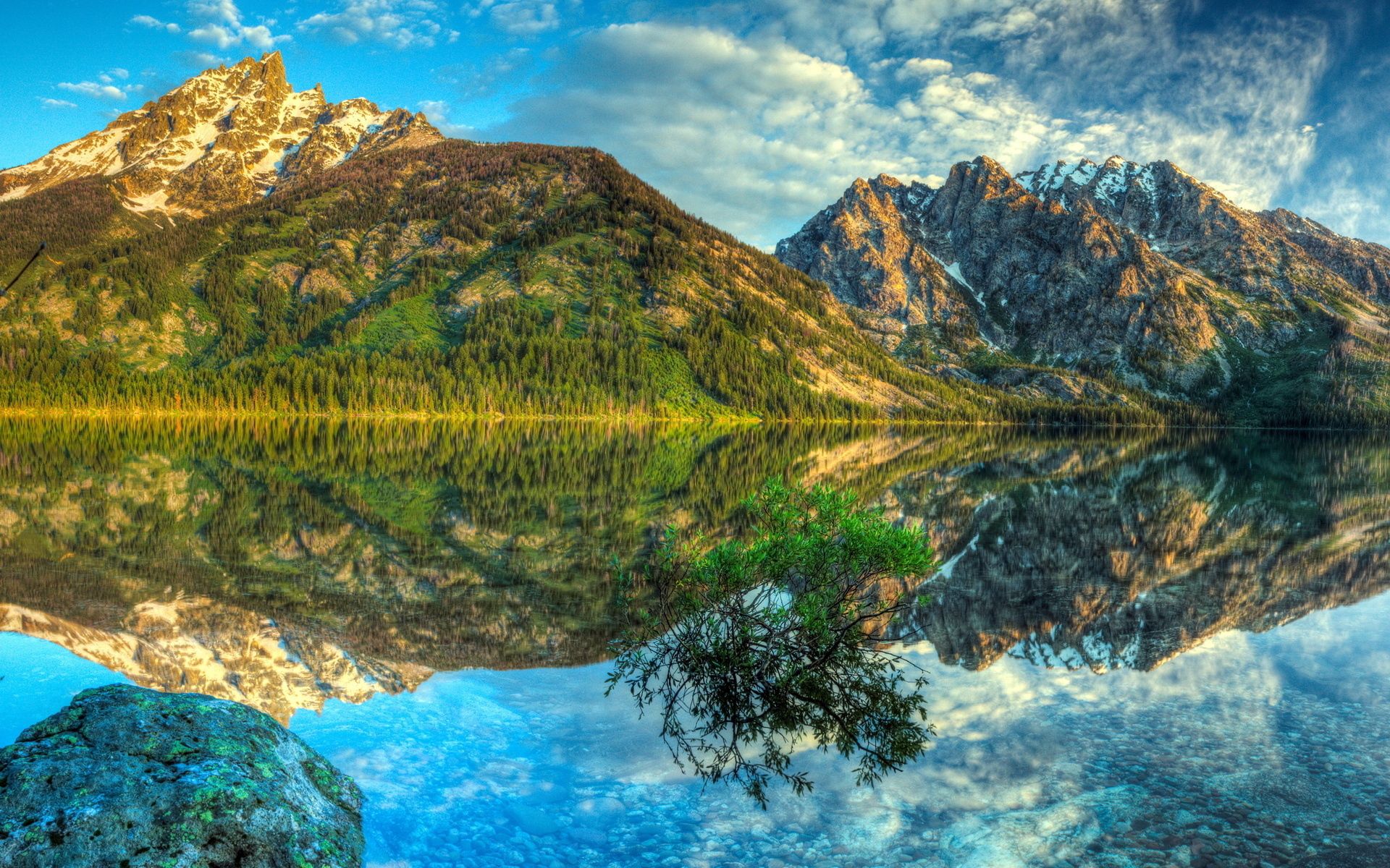 mountains, nature, sky, clouds, bush, lake, reflection, brightly, mirror